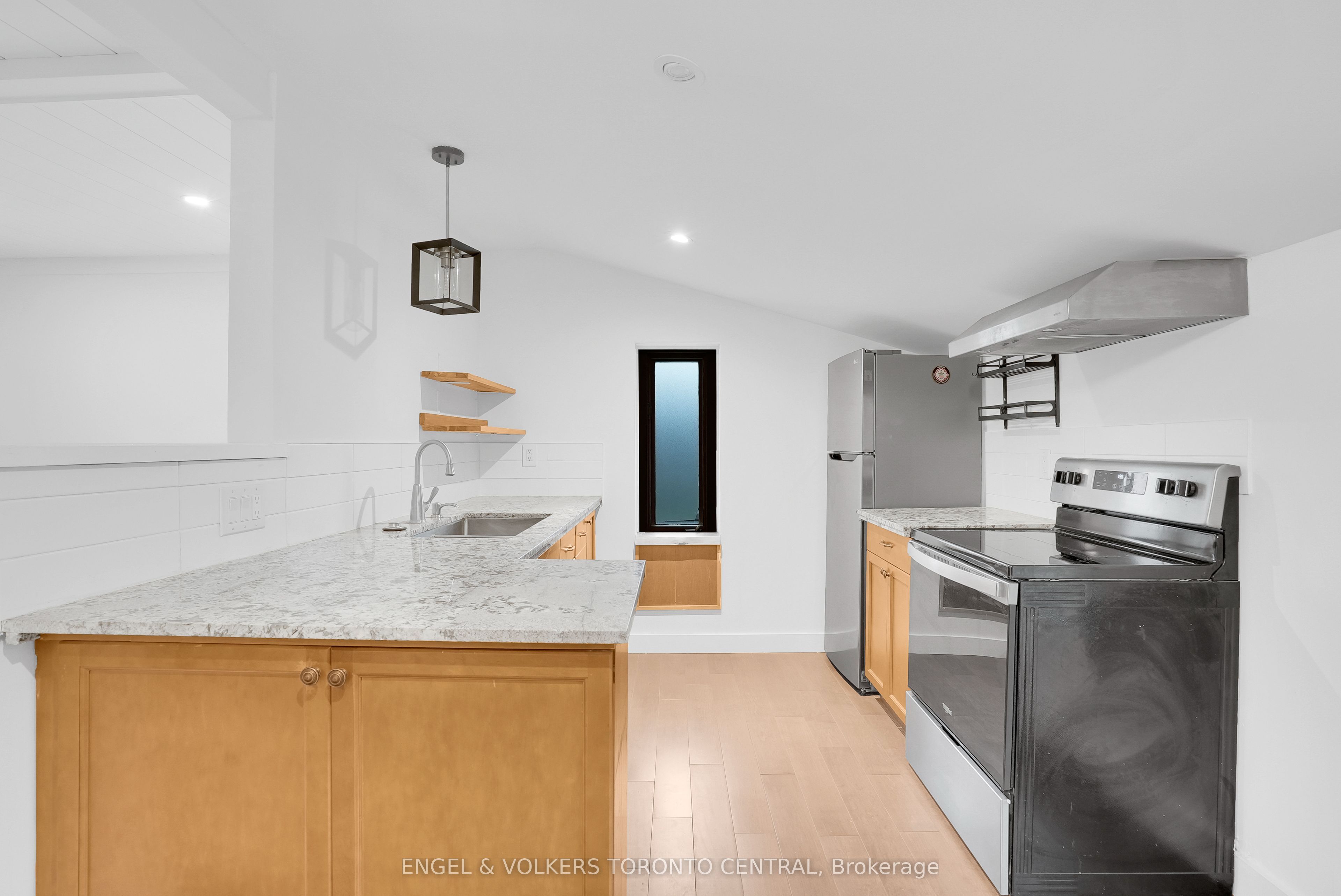 204 Cox Mill Road Property Photo 14