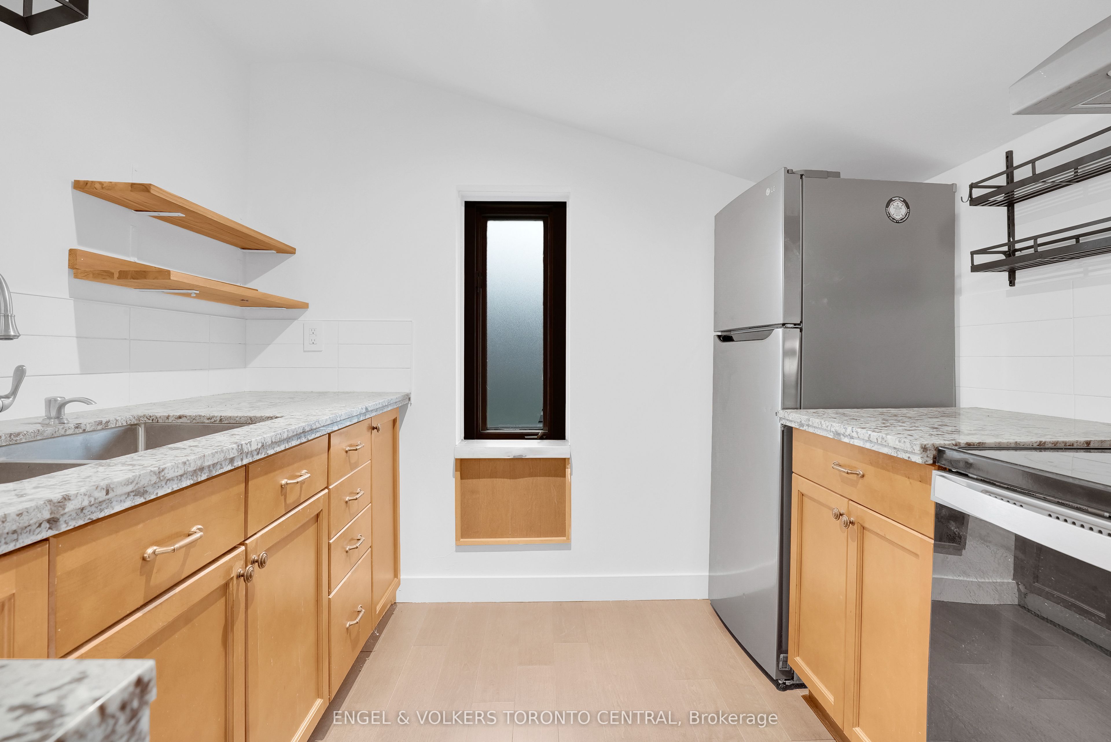 204 Cox Mill Road Property Photo 17