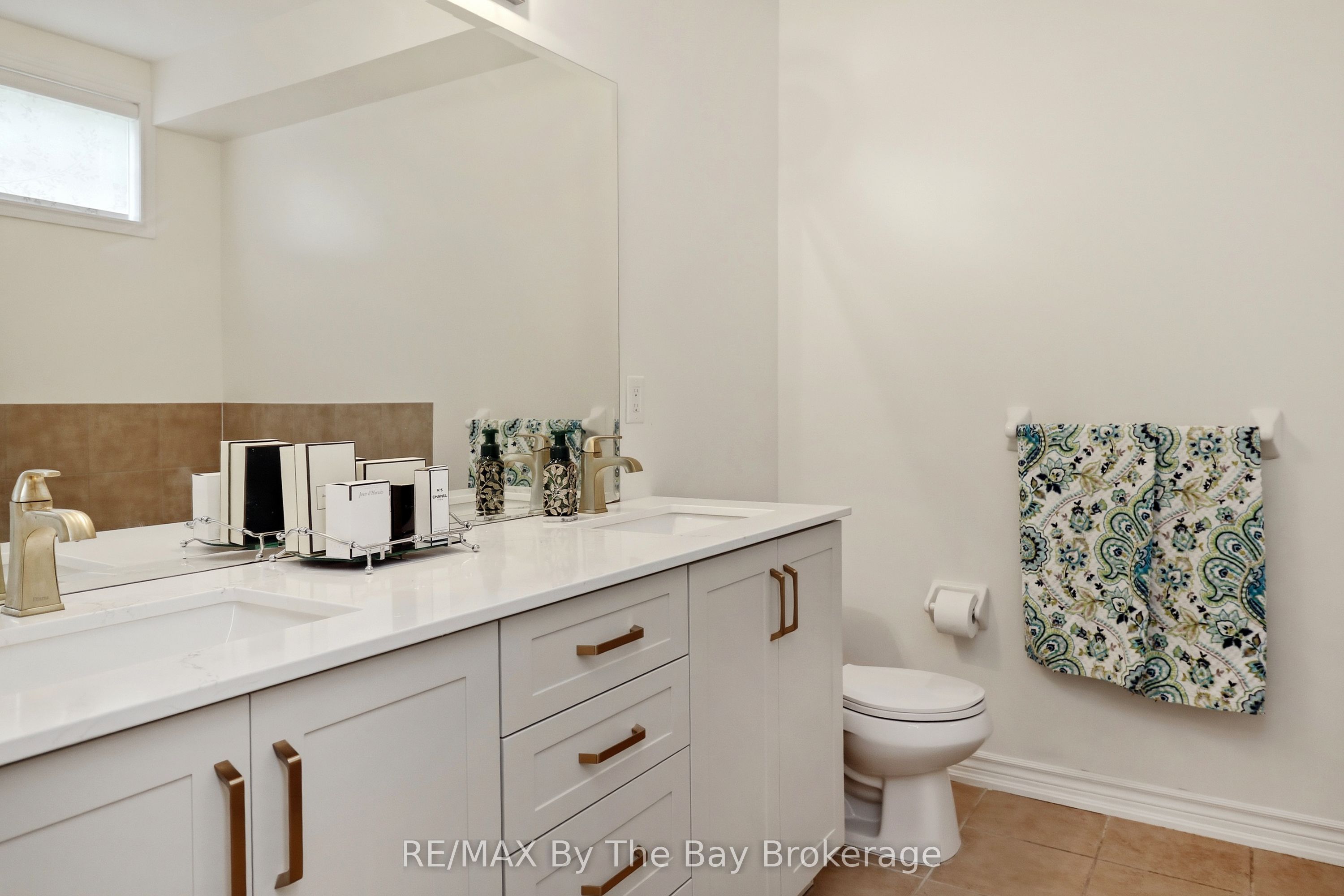 10 Basswood Drive Property Photo 42