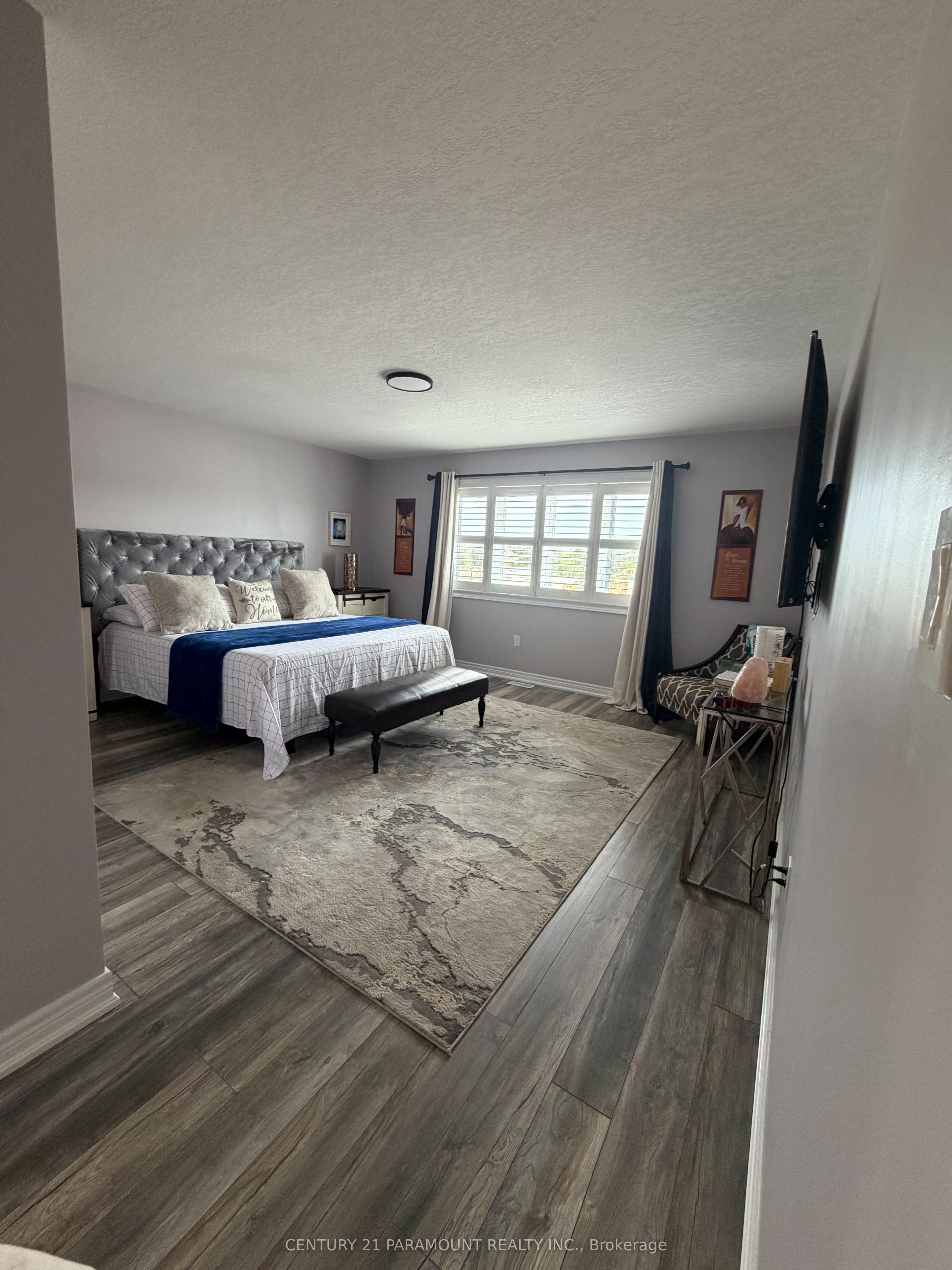 15 Portland Street Property Photo 11