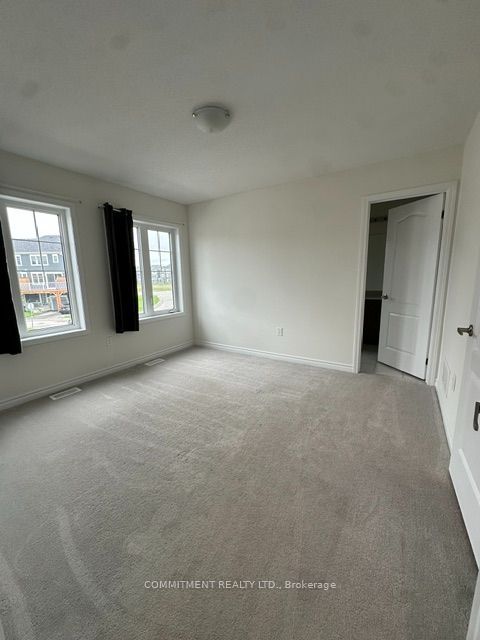 14 Shapira Avenue Property Photo 27