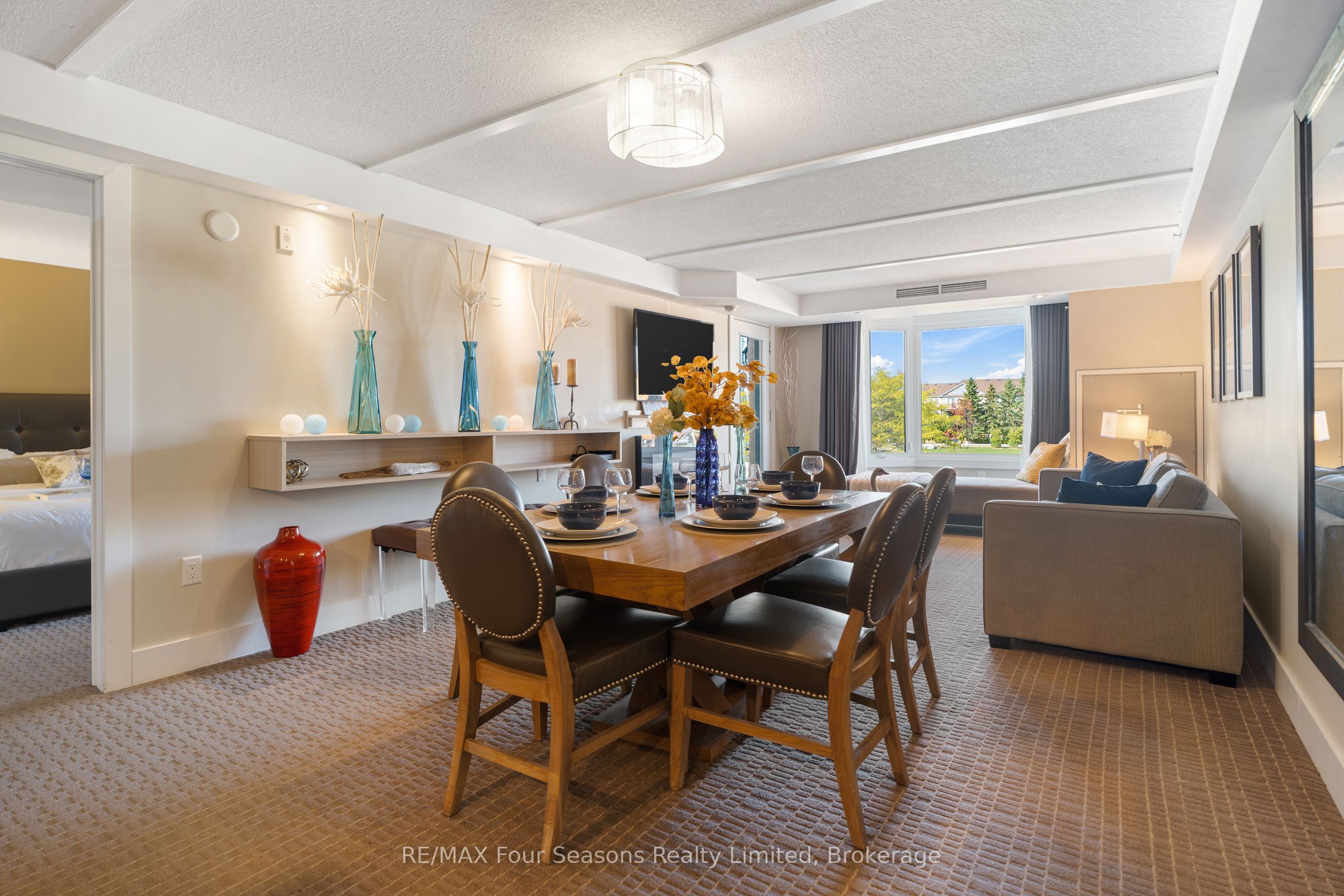 9 Harbour Street E 6210/6212 Property Photo 7