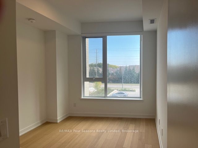 31 Huron Street 226 Property Photo 11