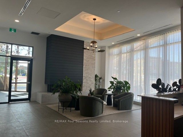 31 Huron Street 226 Property Photo 17