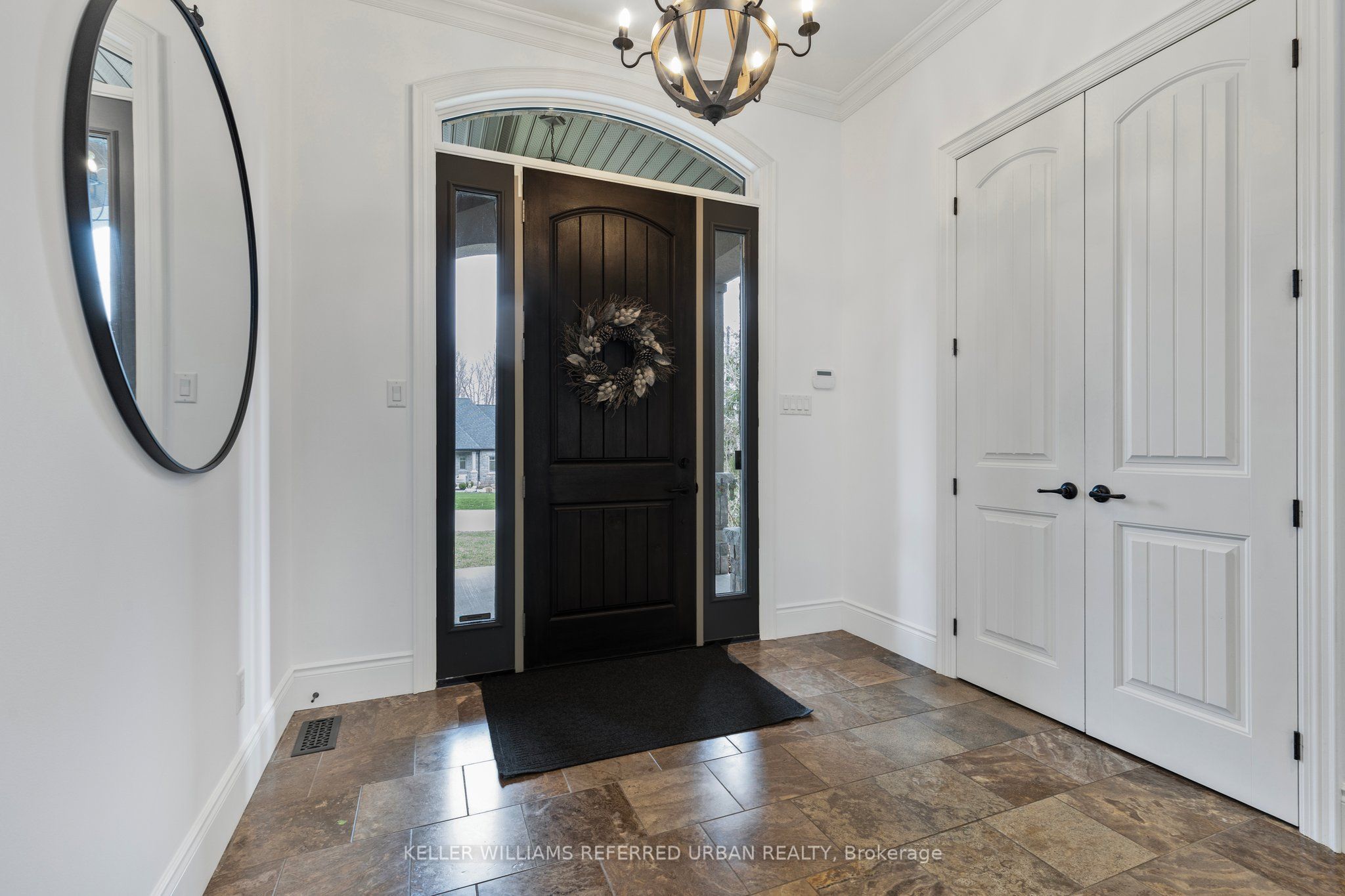 25 Heron Boulevard Property Photo 3