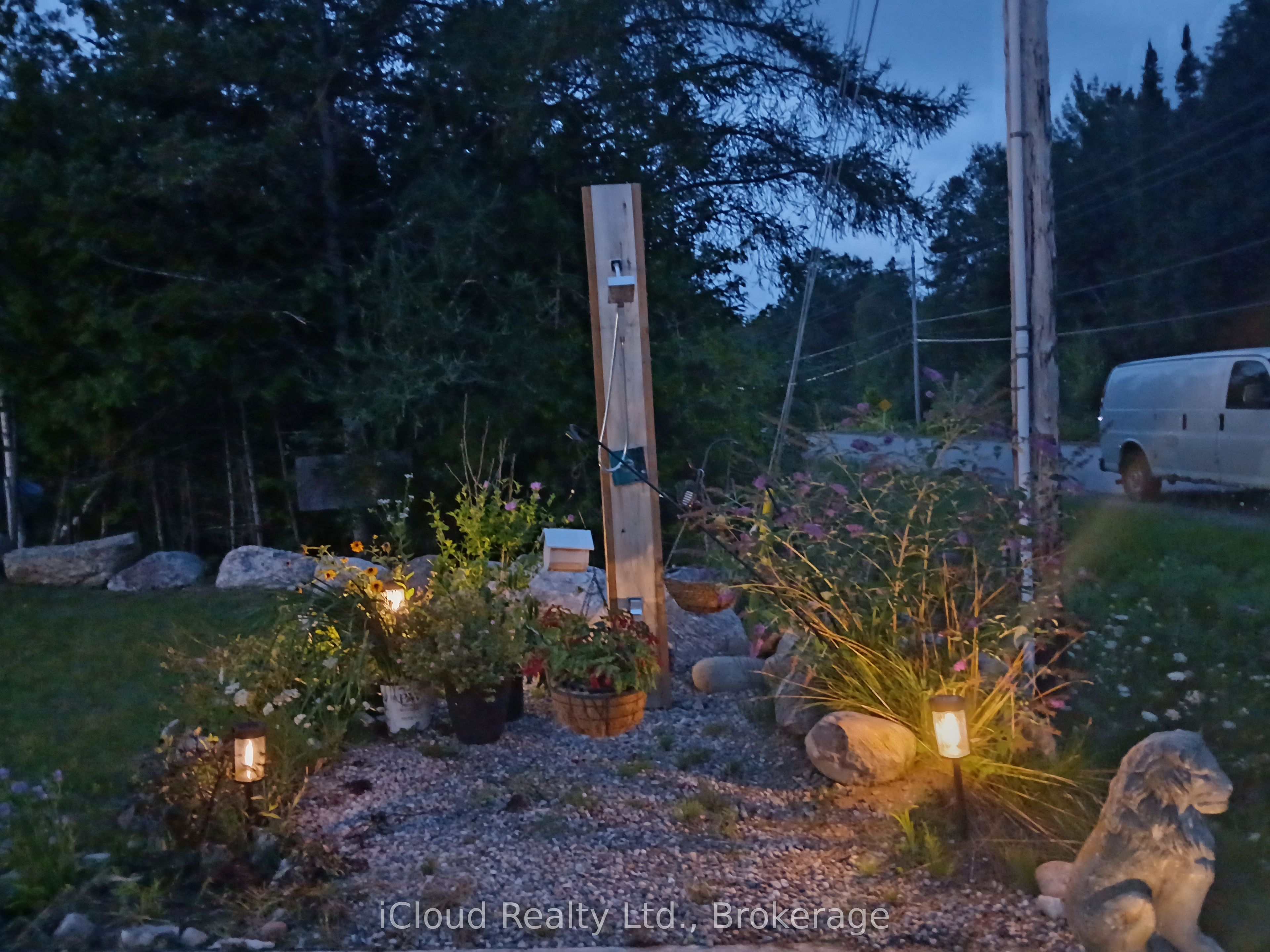 2216 Champlain Road Property Photo 43