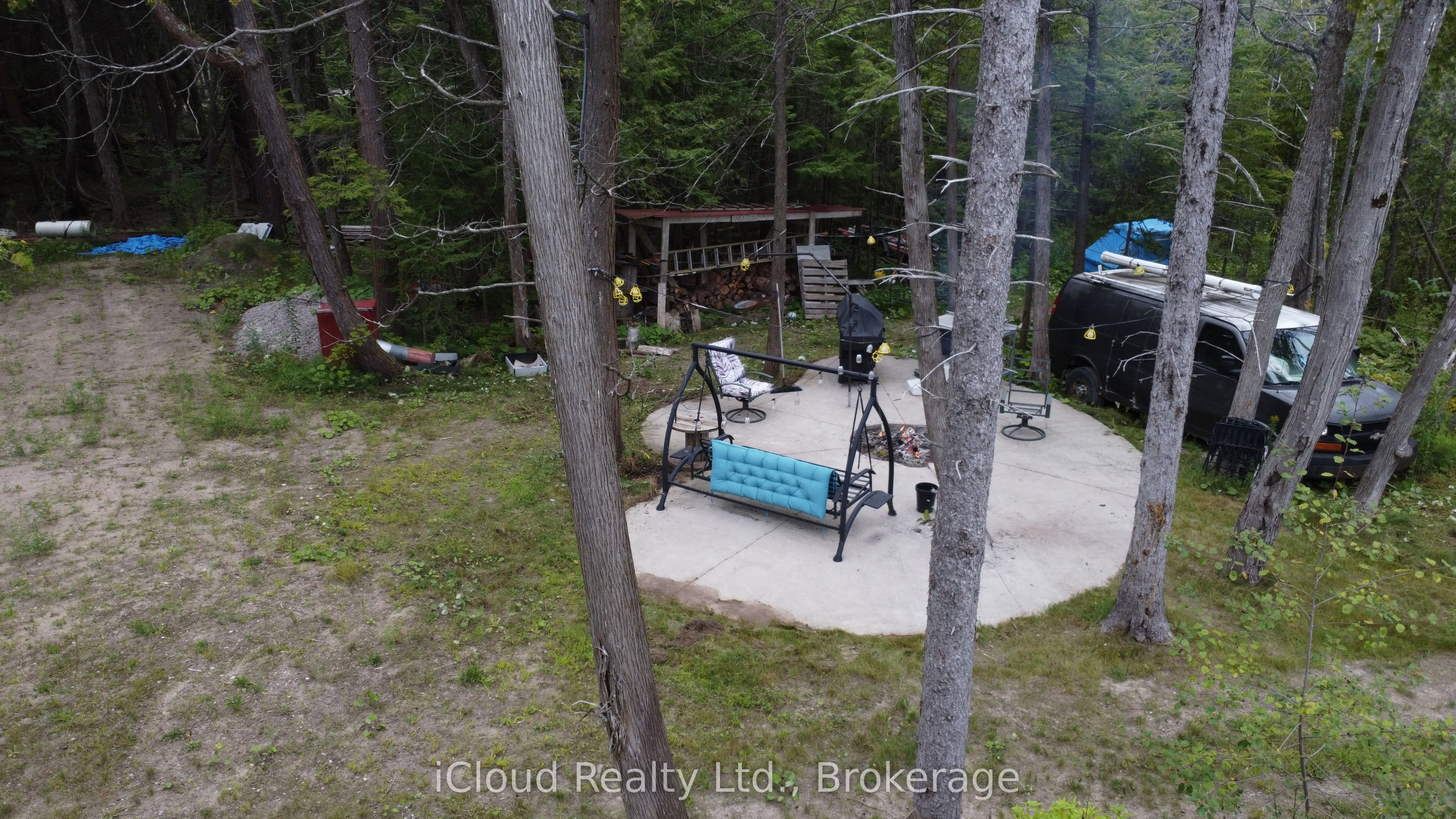 2216 Champlain Road Property Photo 45