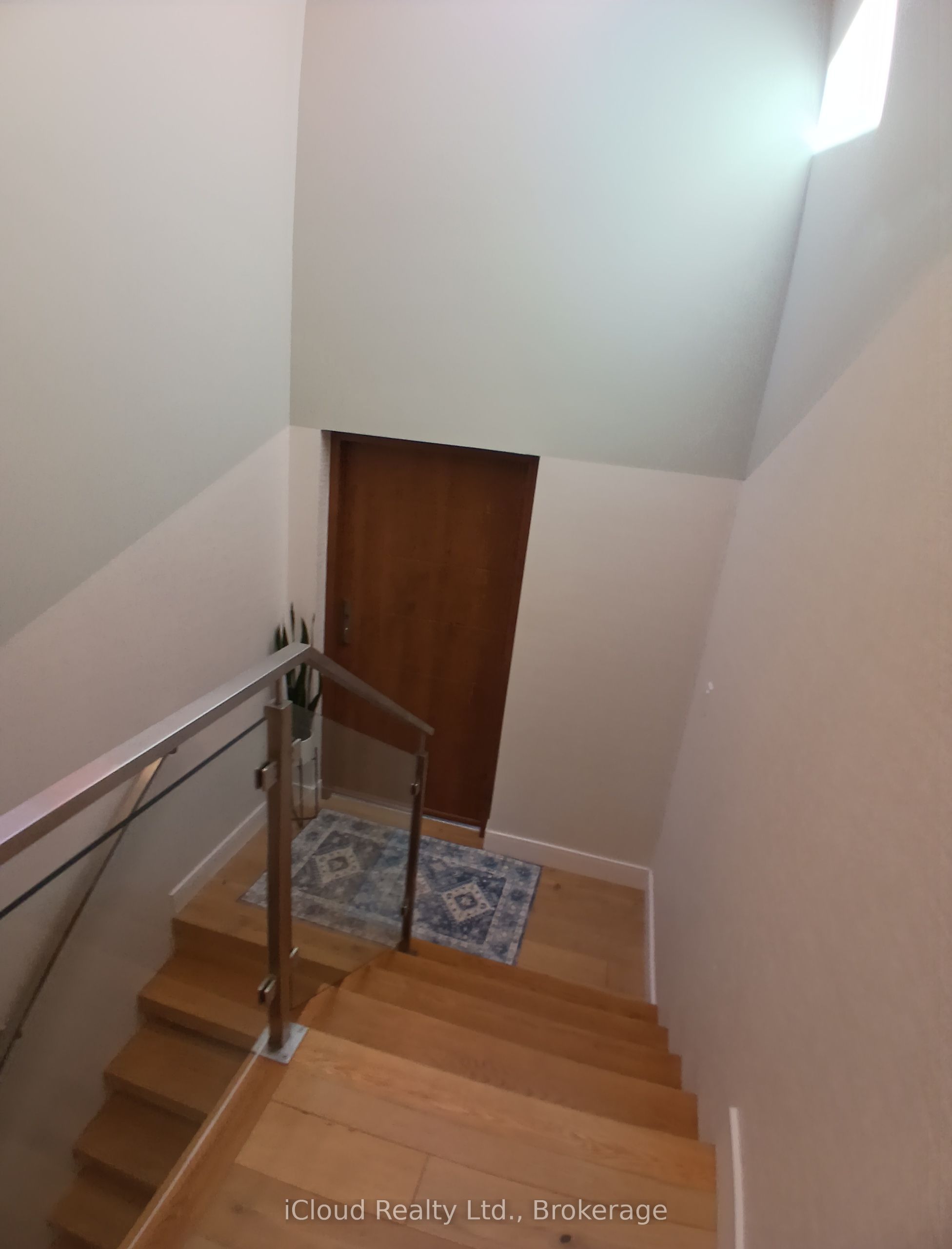 2216 Champlain Road Property Photo 49