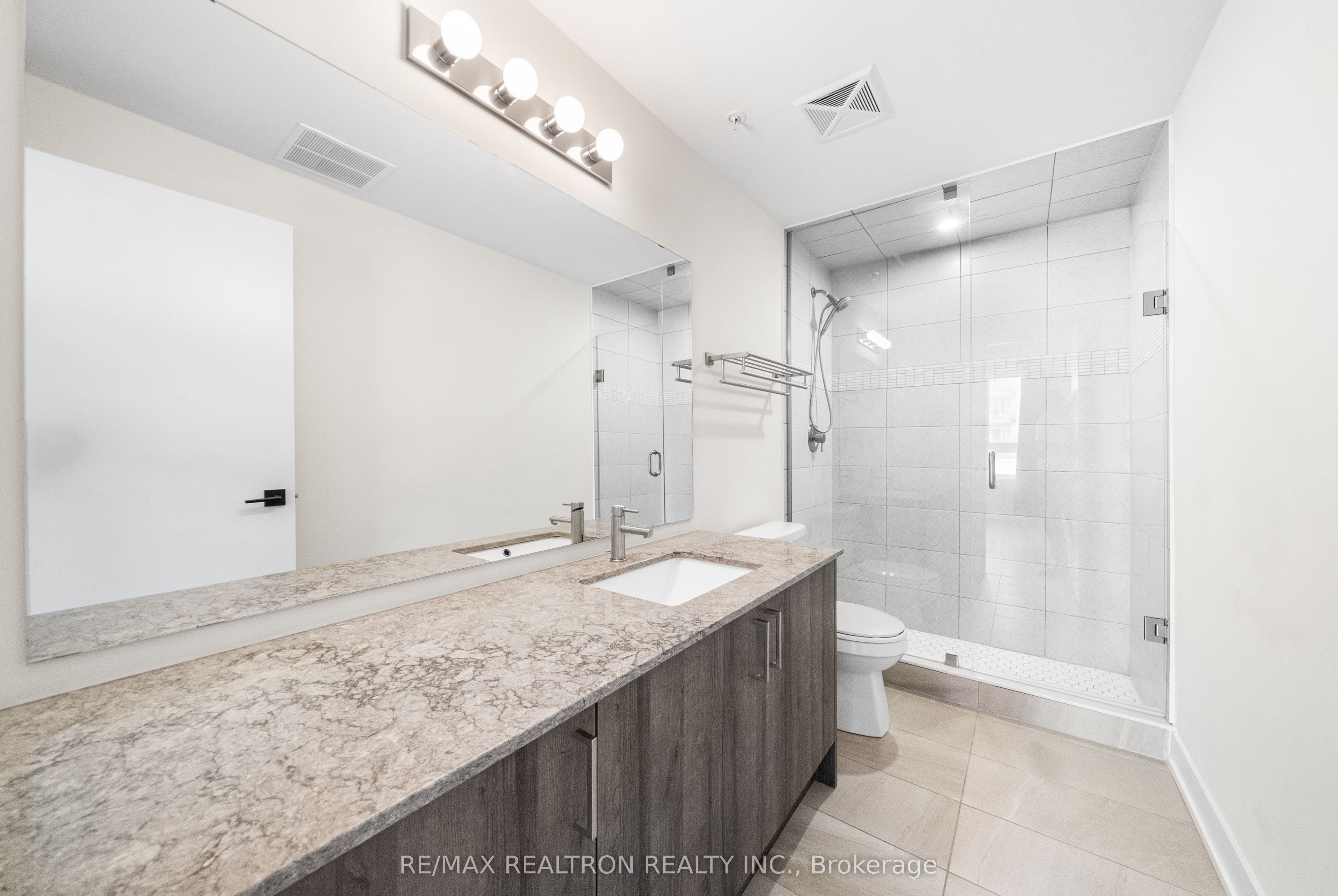 5 Chef Lane 213 Property Photo 14