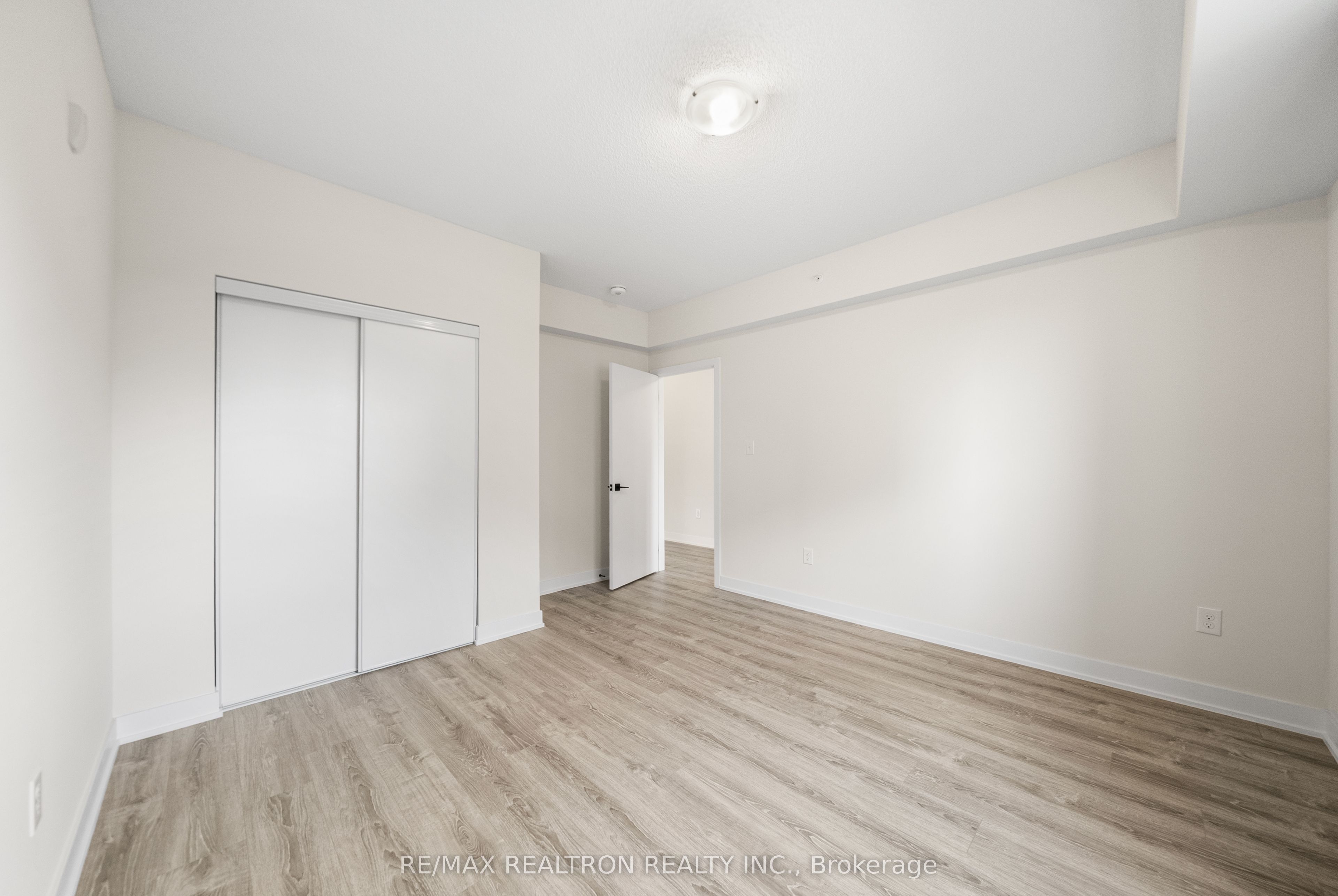 5 Chef Lane 213 Property Photo 16