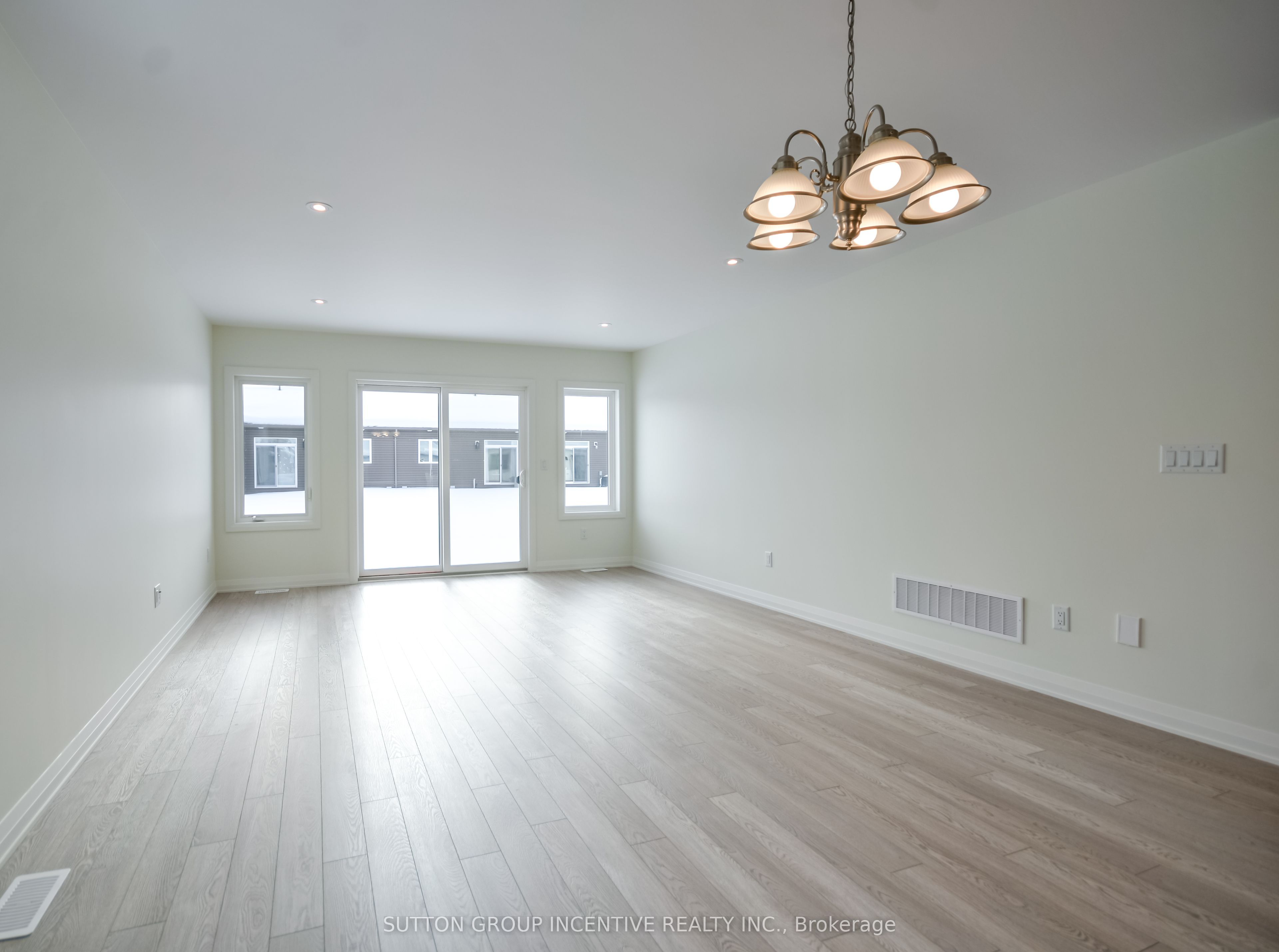 45 Harold Avenue Property Photo 14