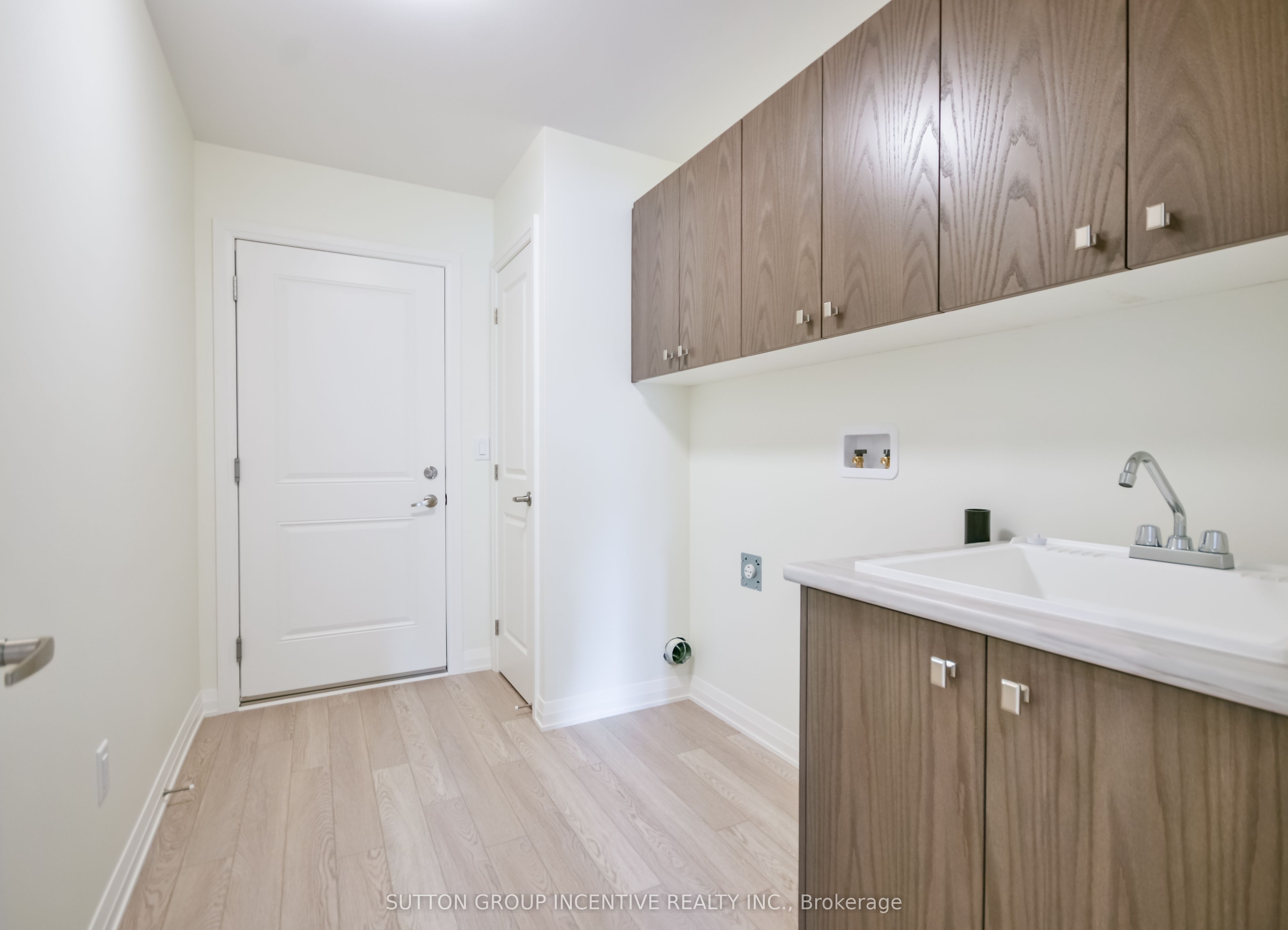 45 Harold Avenue Property Photo 21