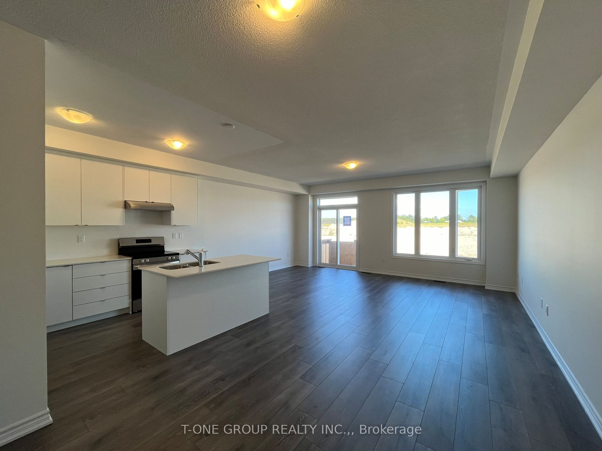 103 Greer Street Property Photo 4