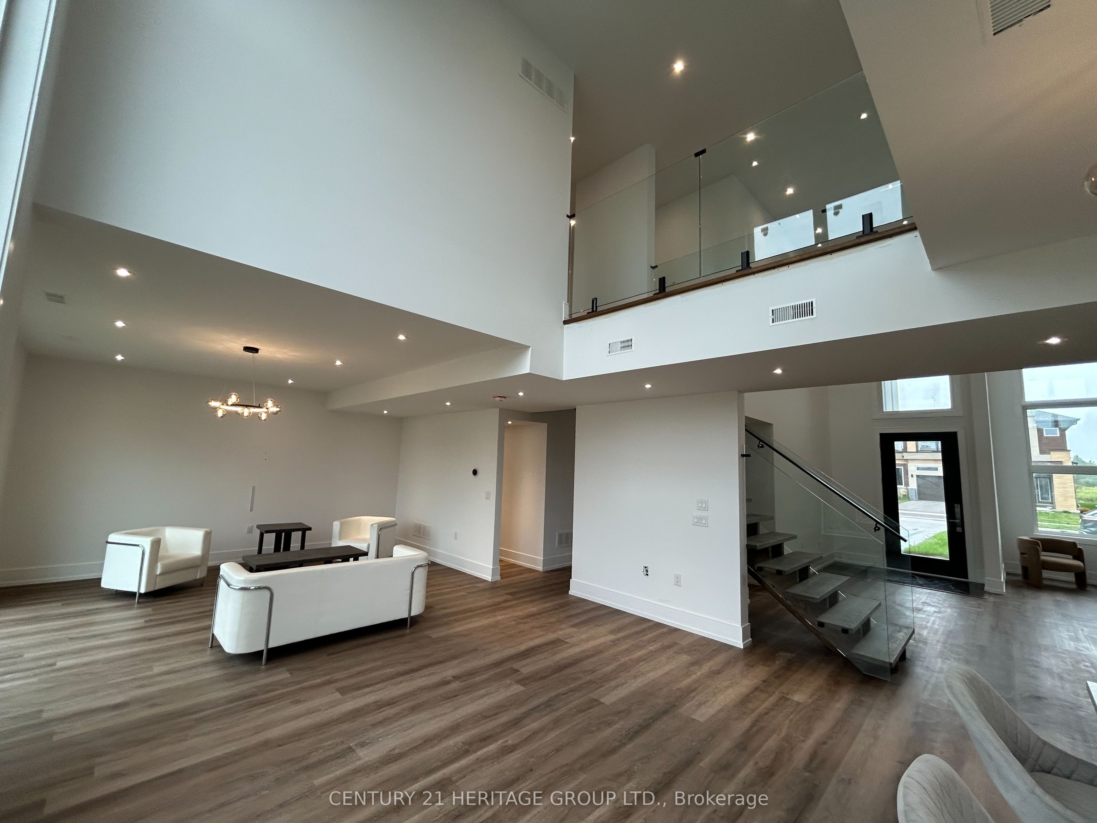 3714 Quayside Drive Property Photo 6