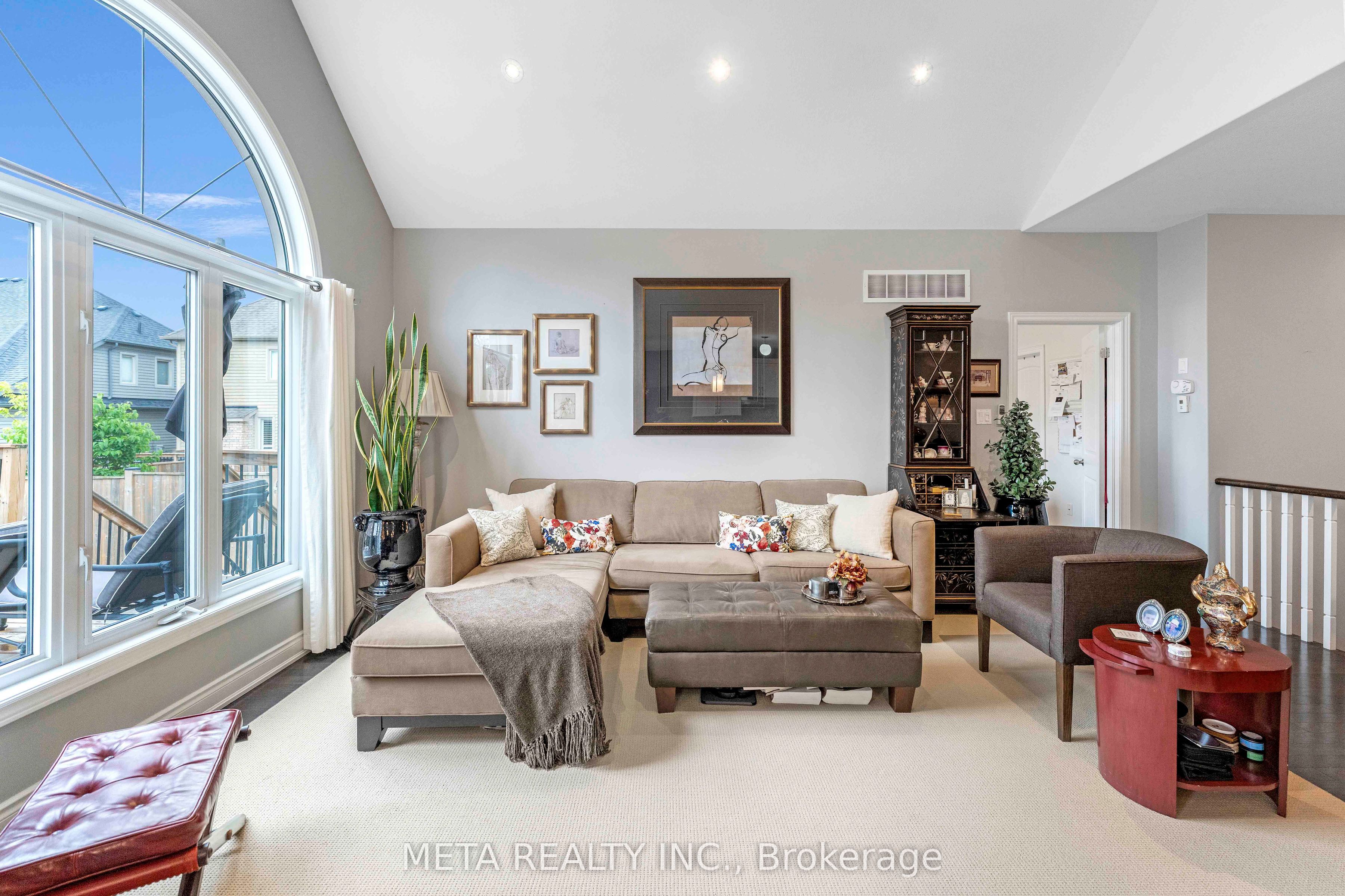 18 Hughes Street Property Photo 25