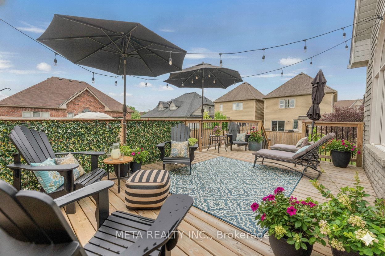 18 Hughes Street Property Photo 31