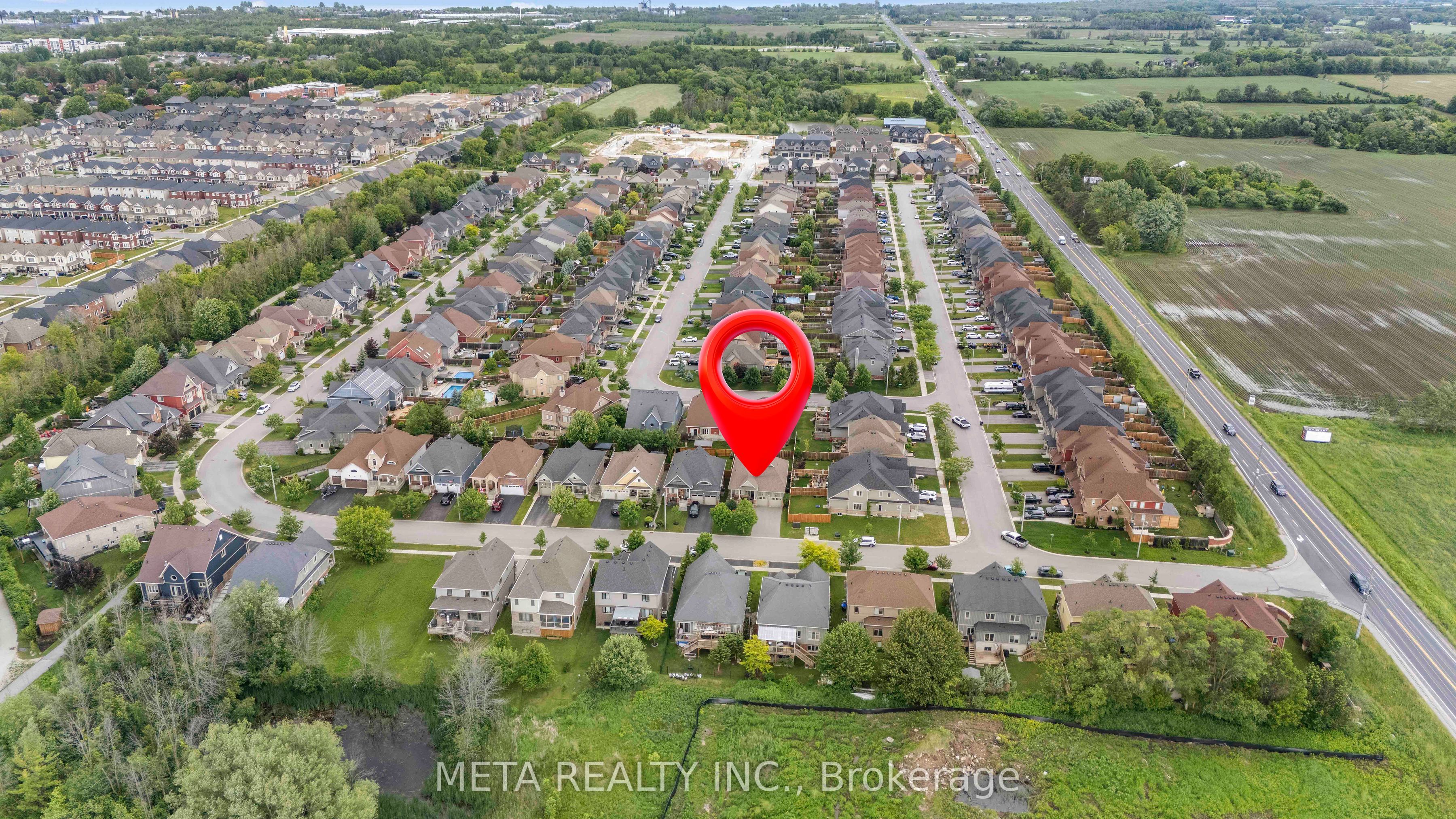 18 Hughes Street Property Photo 33