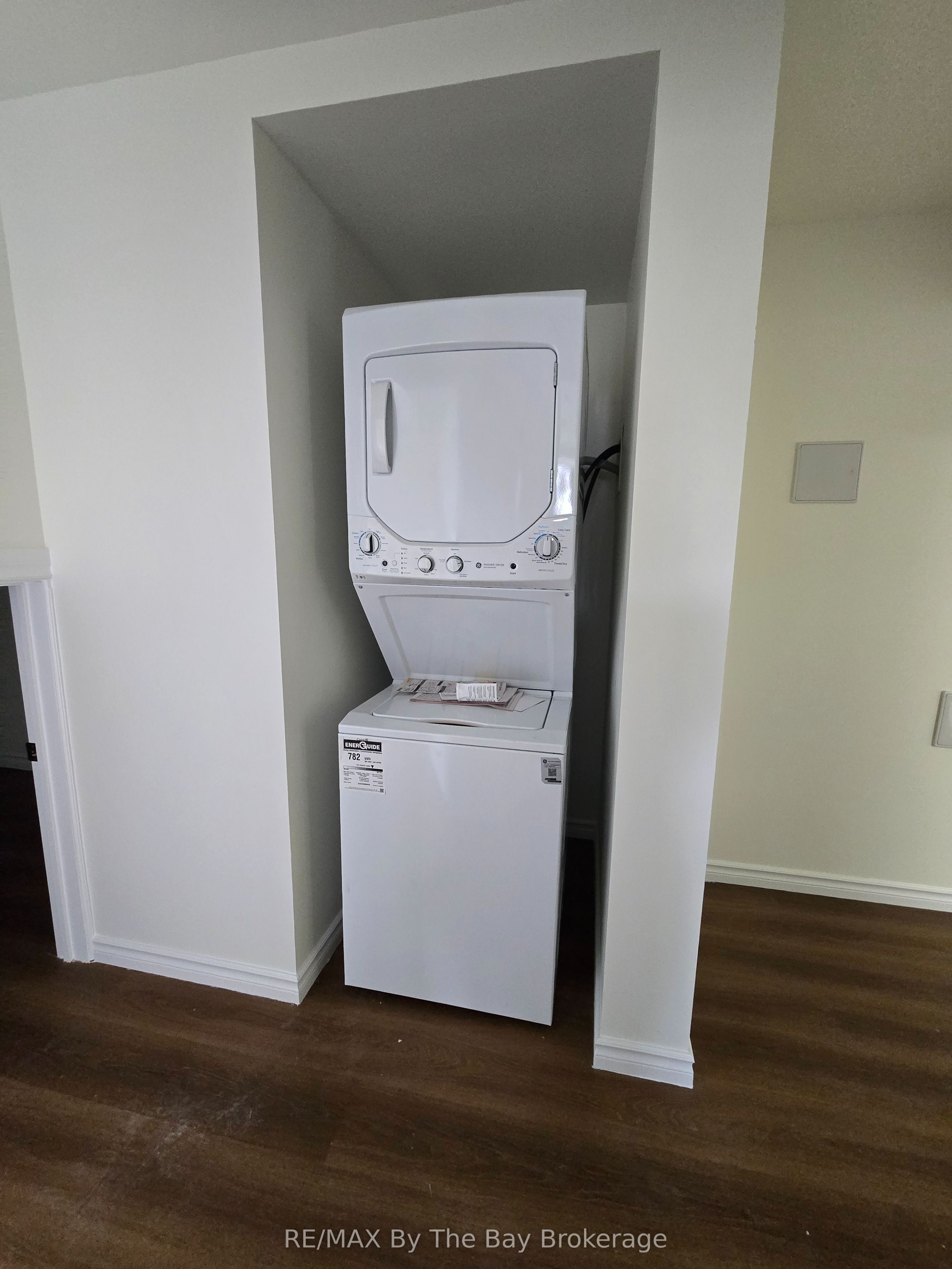 40 Rosanne Drive Property Photo 9