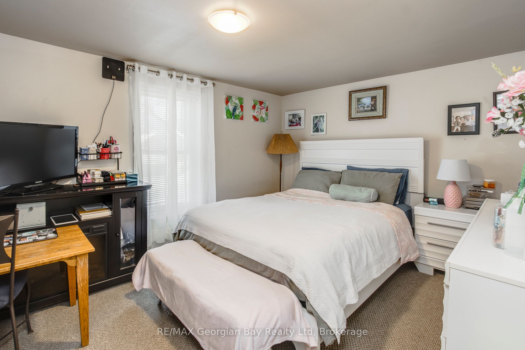 470 Manly Street Property Photo 14
