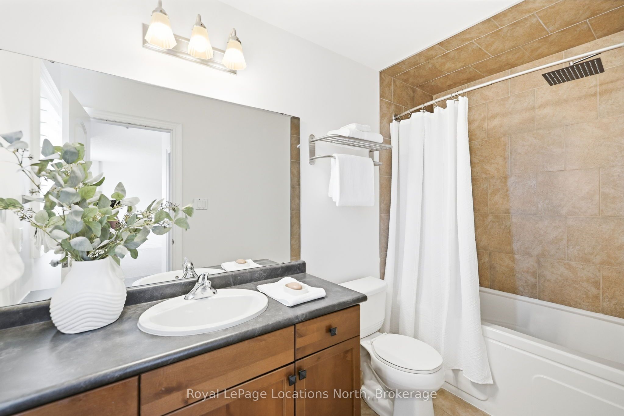 15 Clark Street Property Photo 21