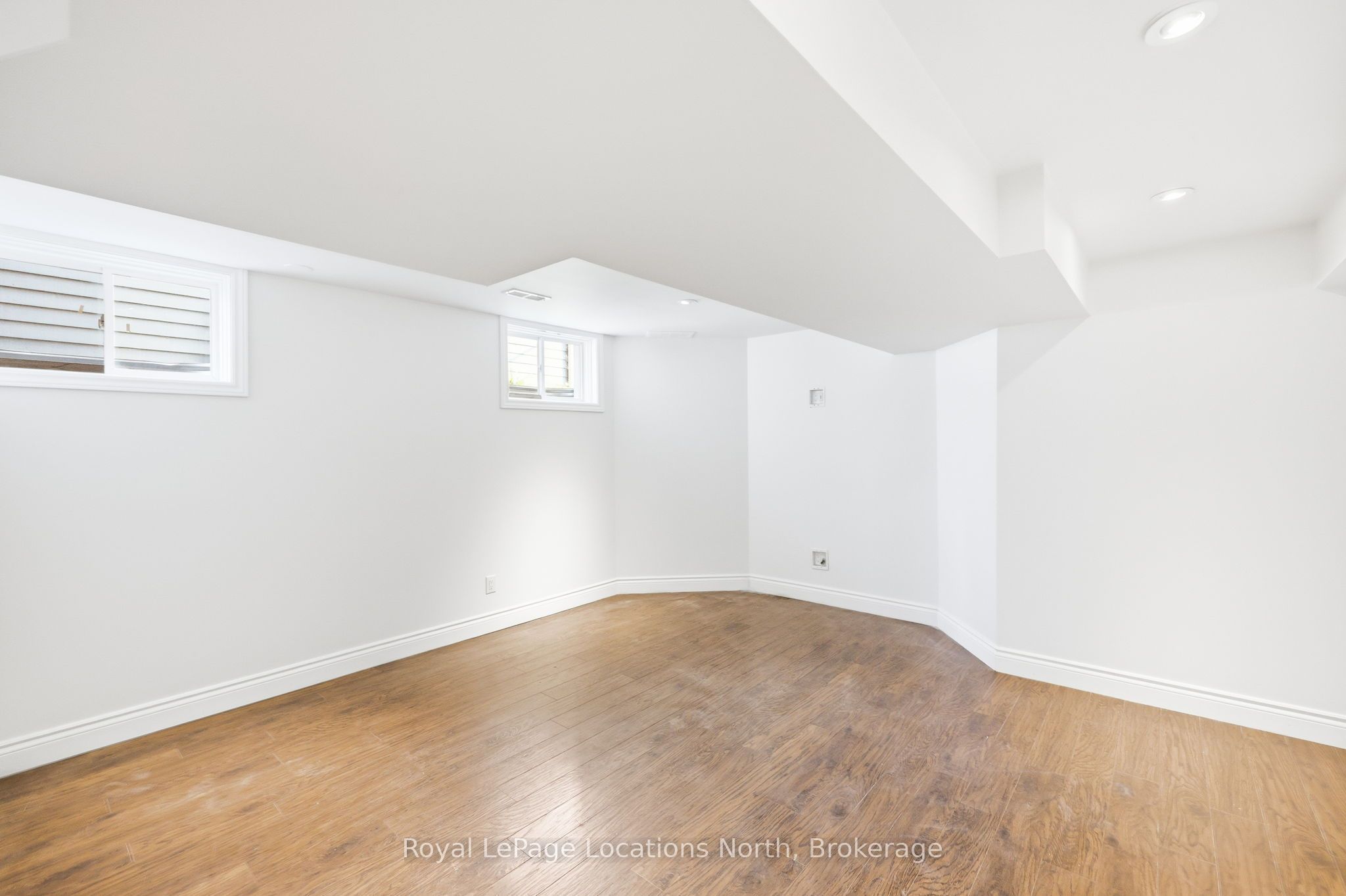 15 Clark Street Property Photo 30