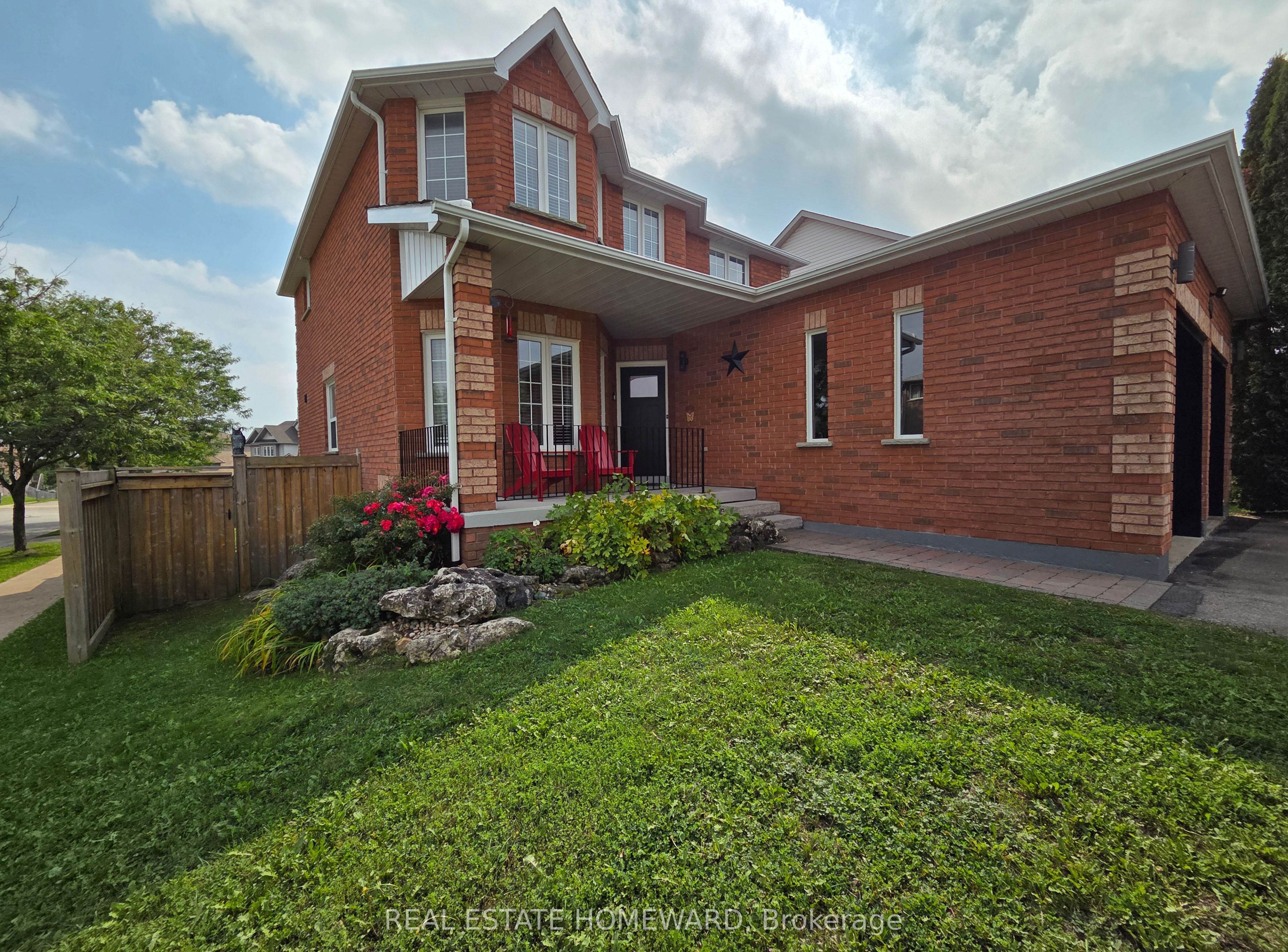 139 Birkhall Place Property Photo 3