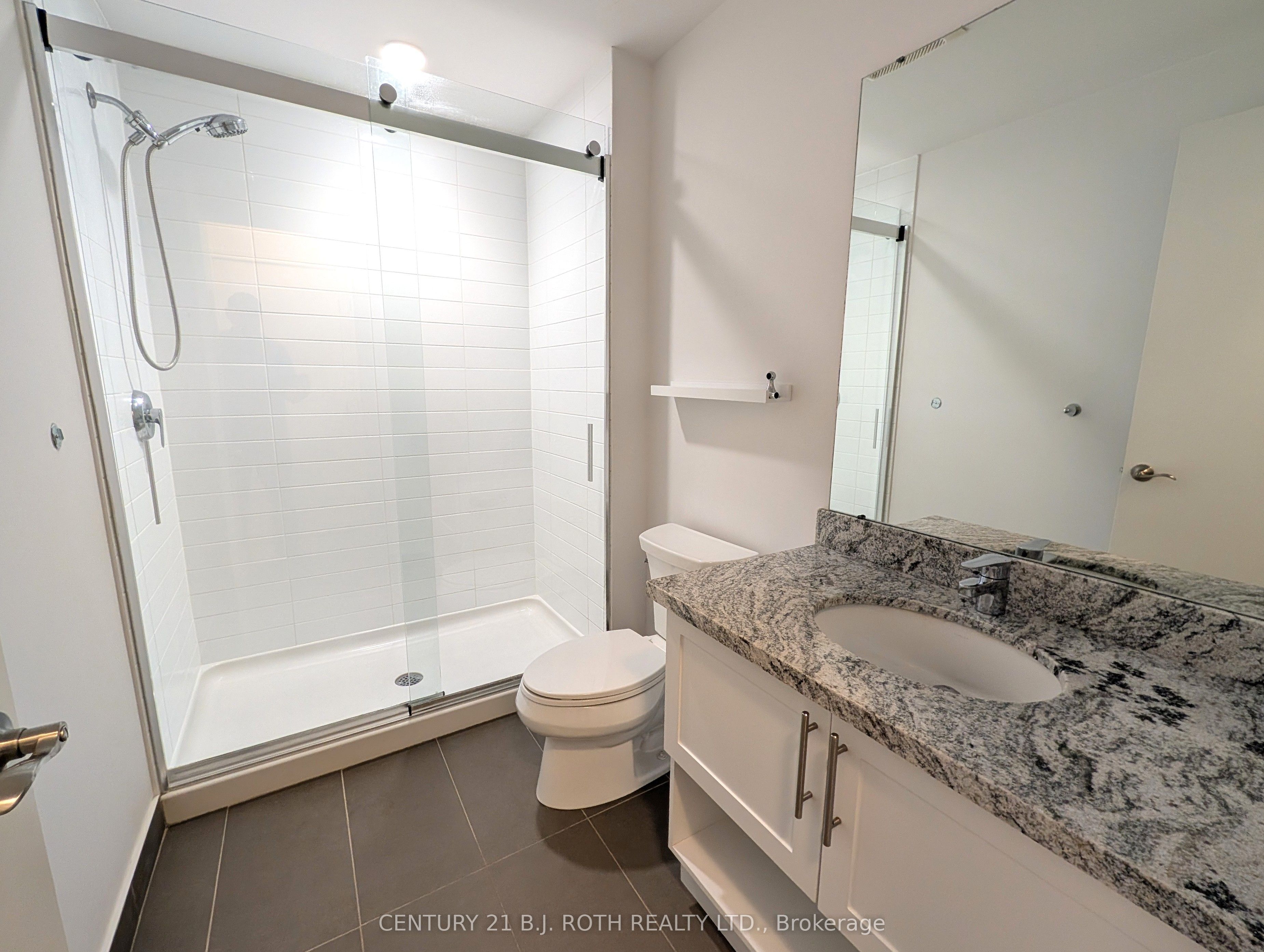 40 Horseshoe Boulevard 302 Property Photo 23