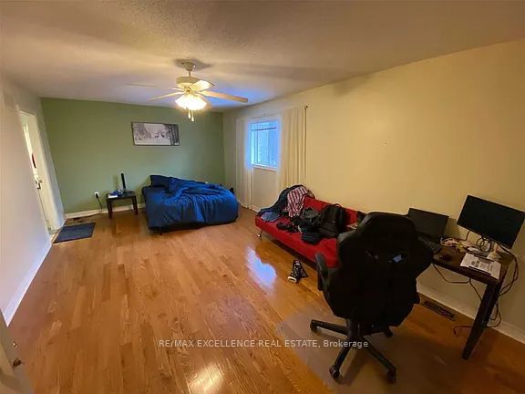 35 Mckenzie Crescent Property Photo 12