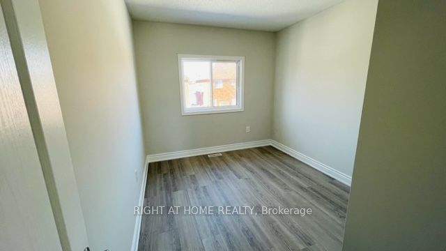 140 Sydenham Wells Road Property Photo 10