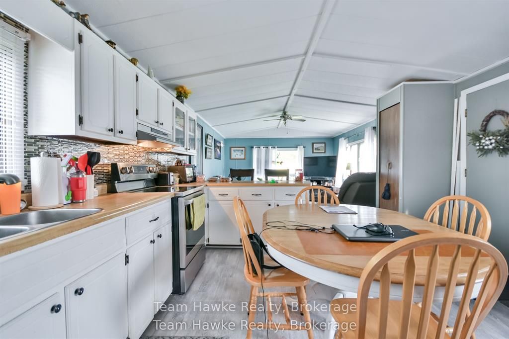 48 Northland Drive Property Photo 15