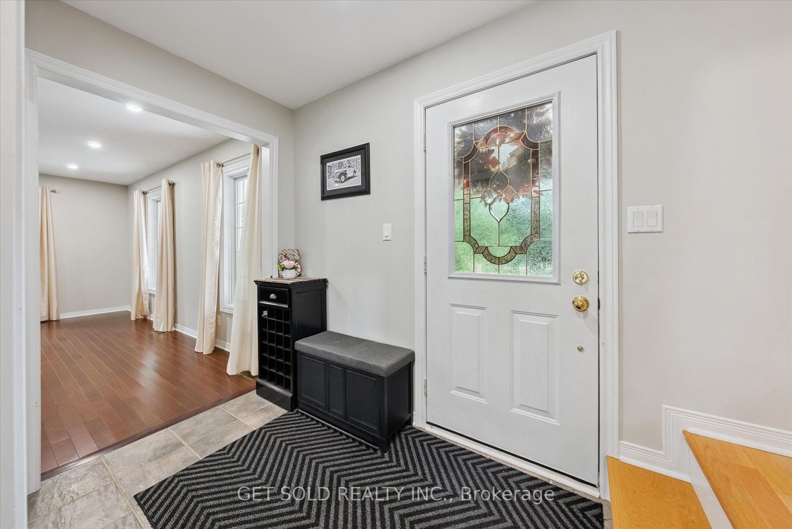 77 Simcoe Road Property Photo 5