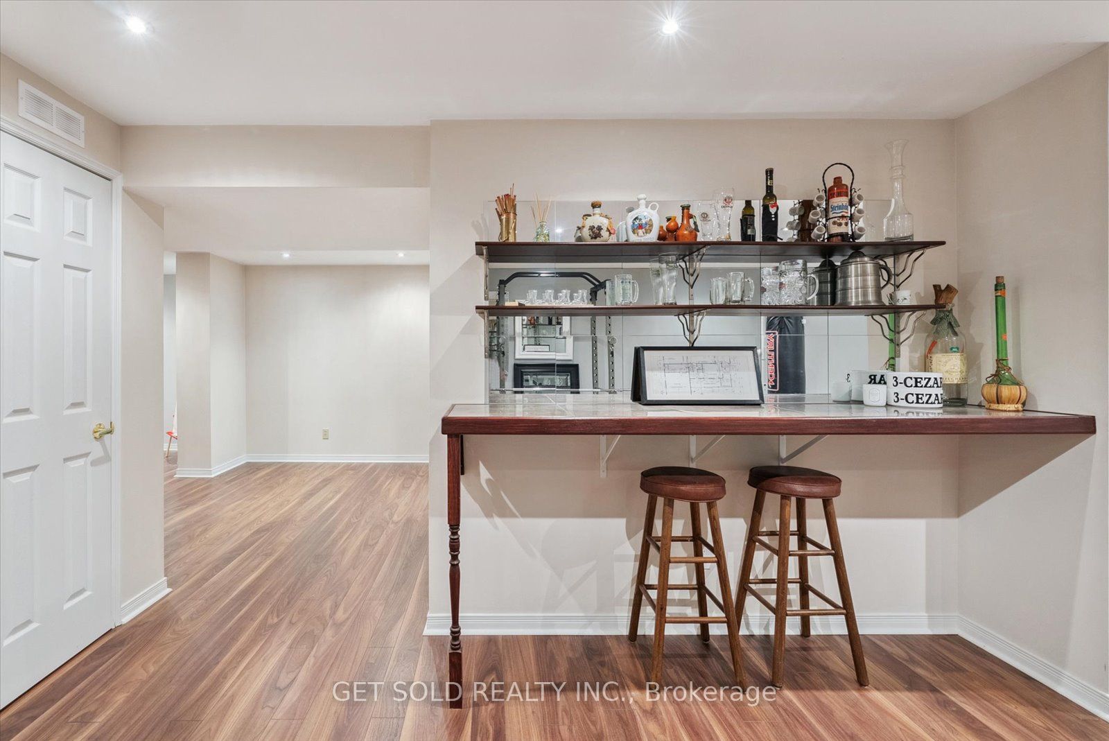 77 Simcoe Road Property Photo 23