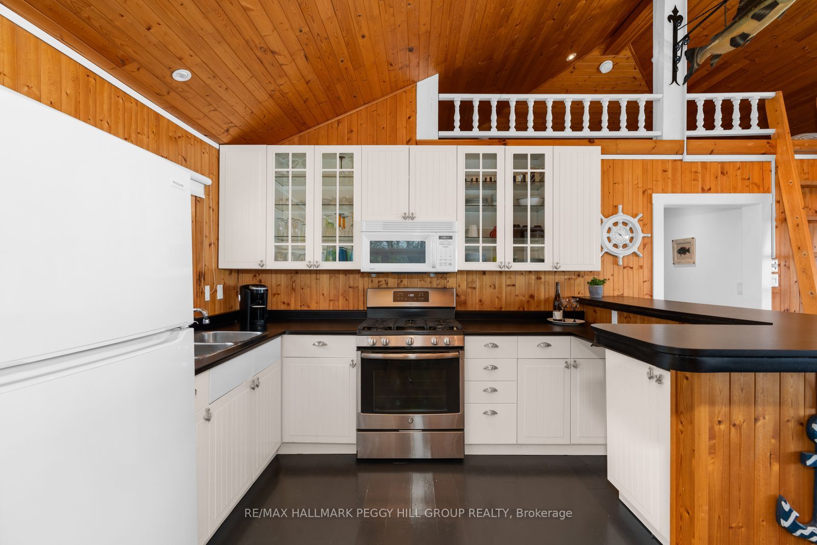 1449 Champlain Road Property Photo 6