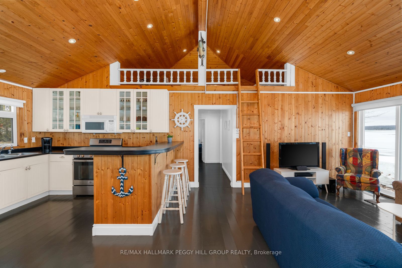 1449 Champlain Road Property Photo 12