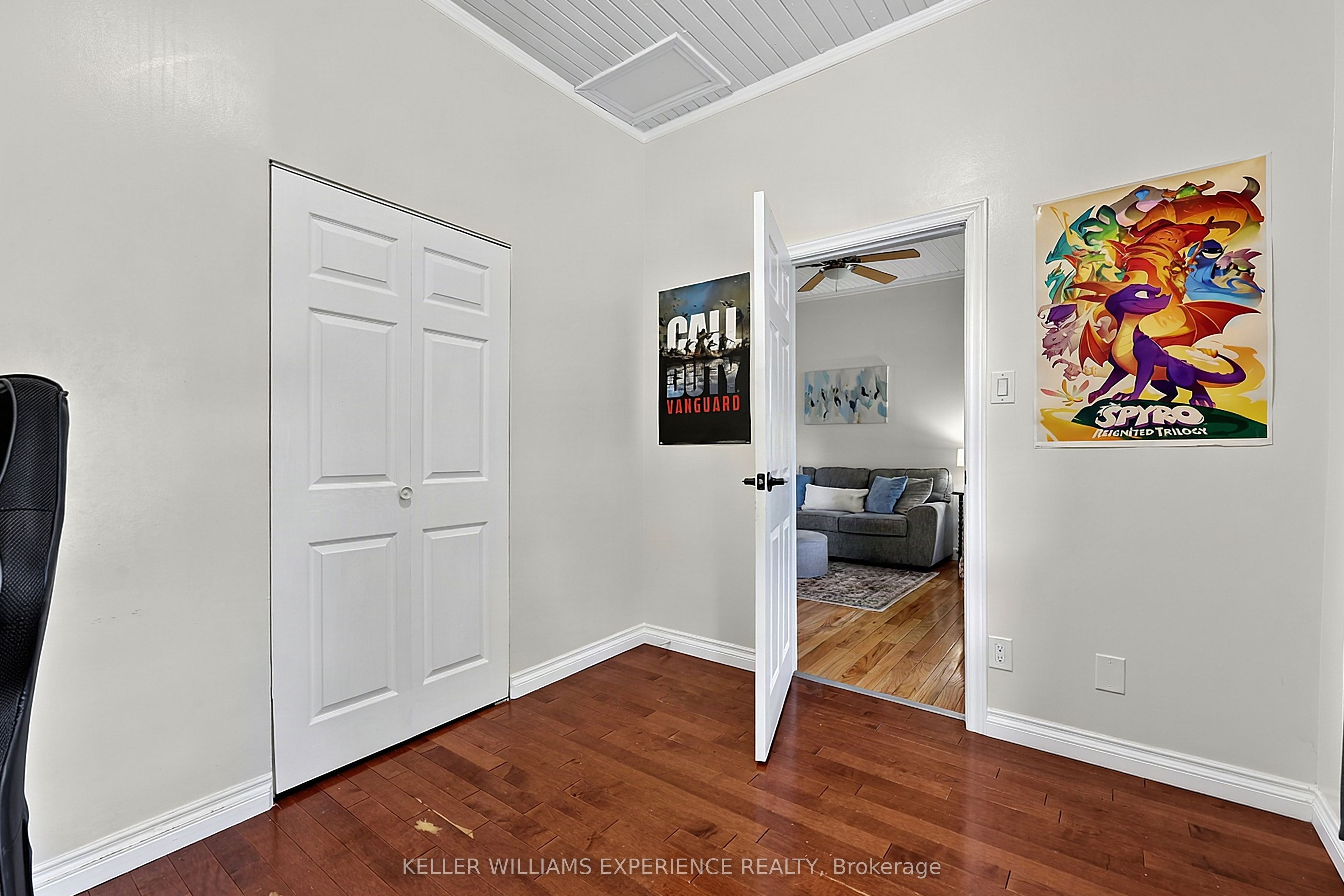 19 Centre Street Property Photo 6