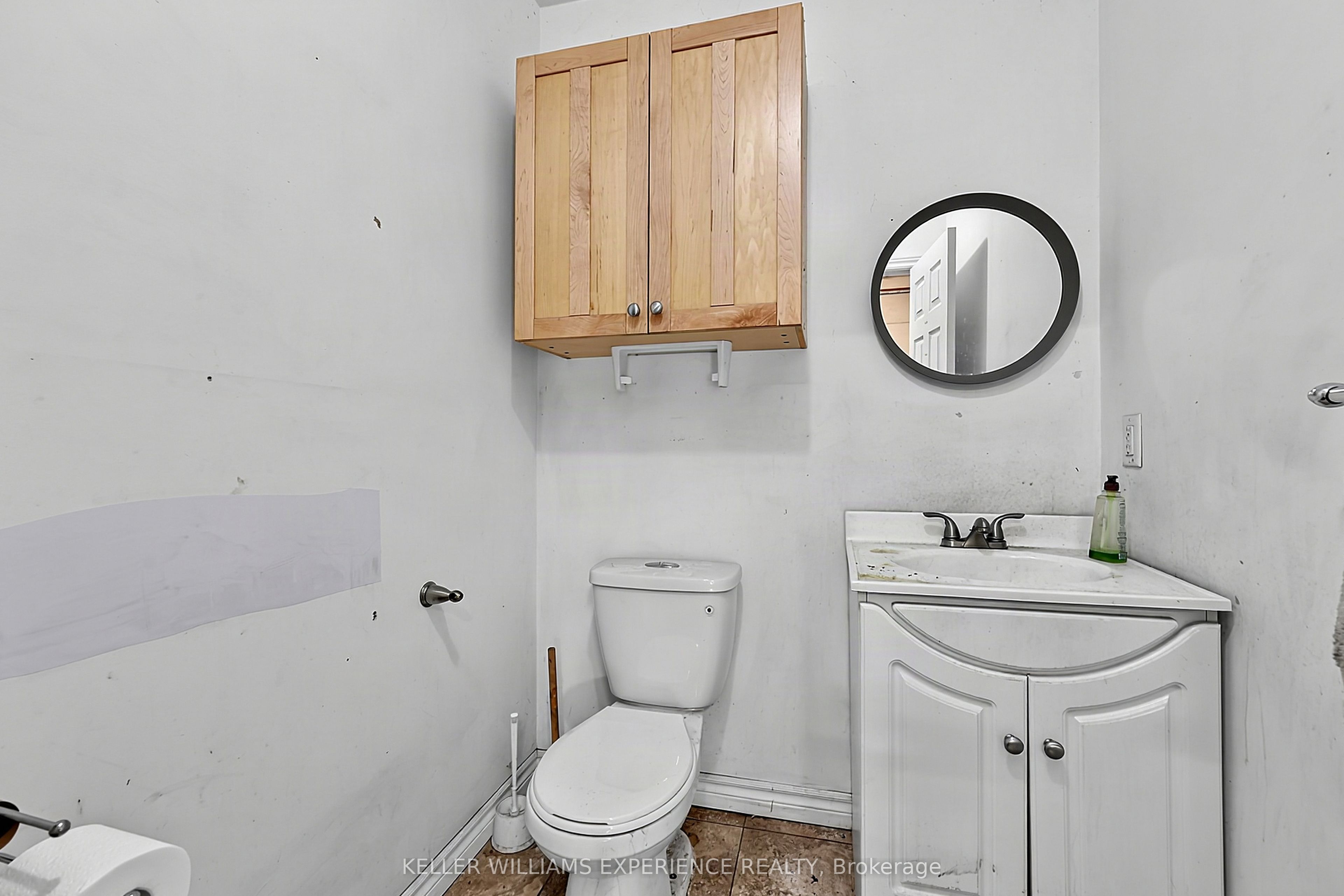 19 Centre Street Property Photo 19