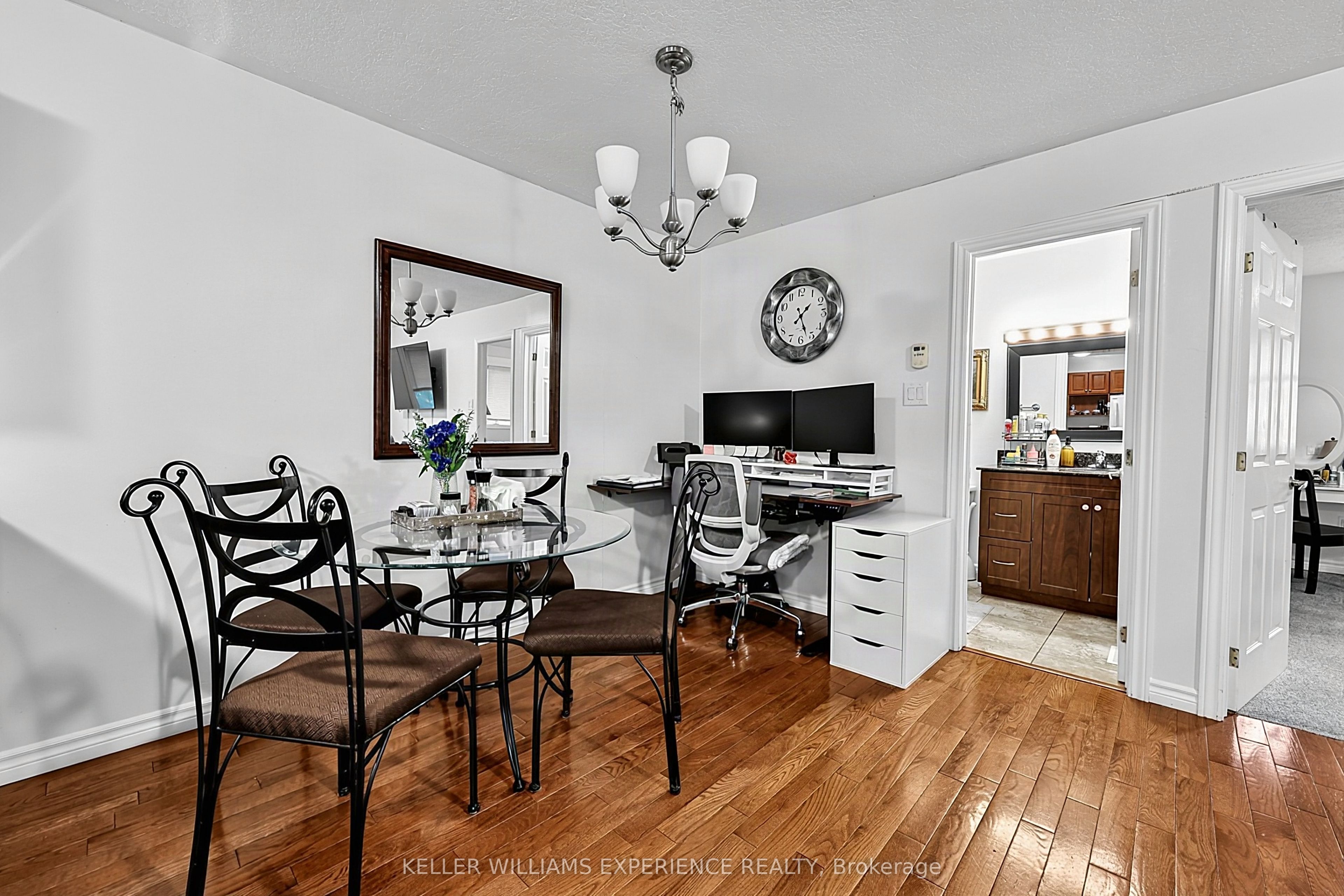 19 Centre Street Property Photo 23