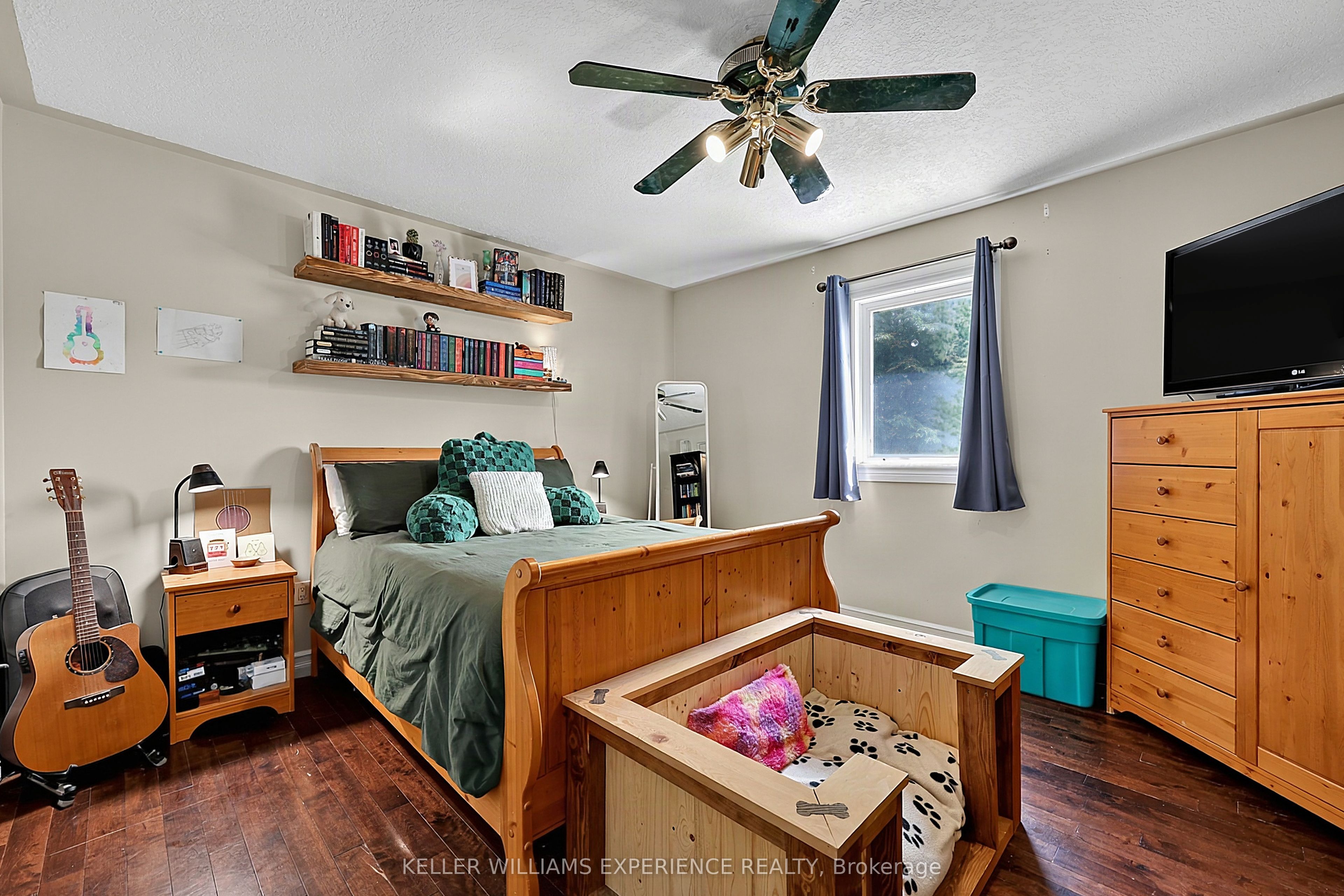 19 Centre Street Property Photo 37