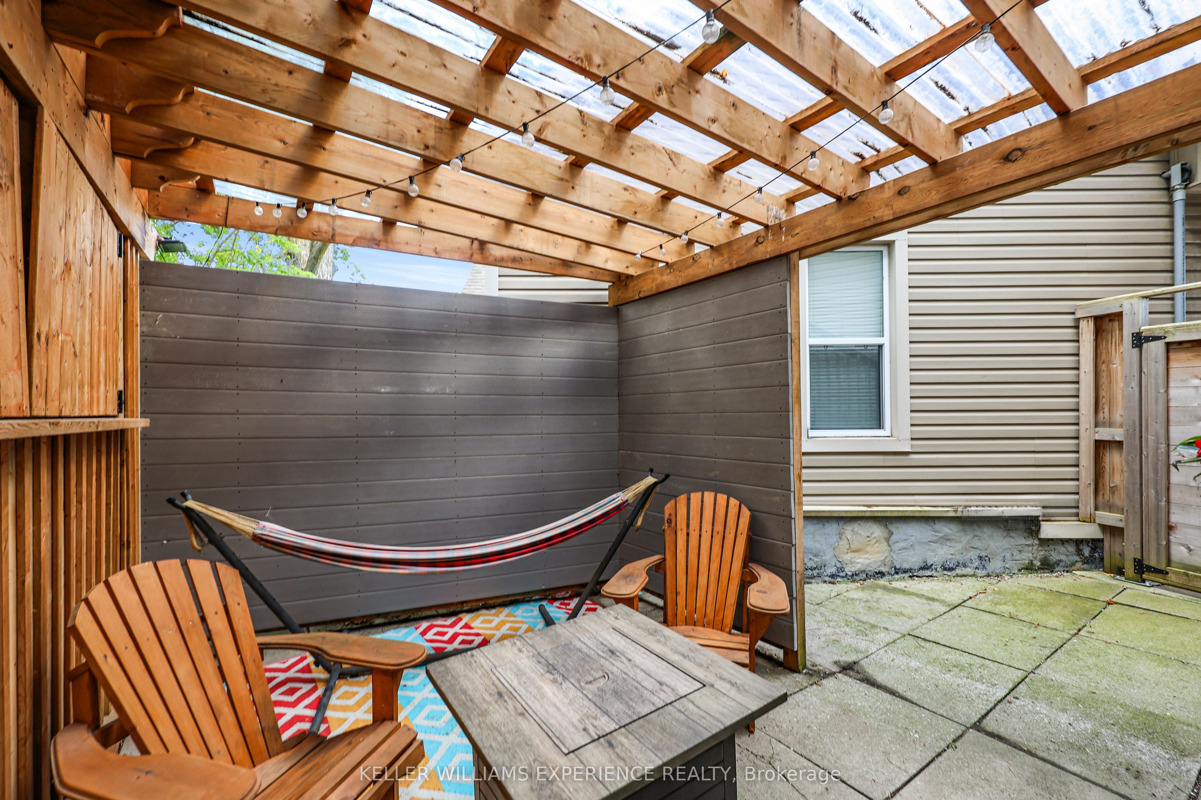 19 Centre Street Property Photo 41