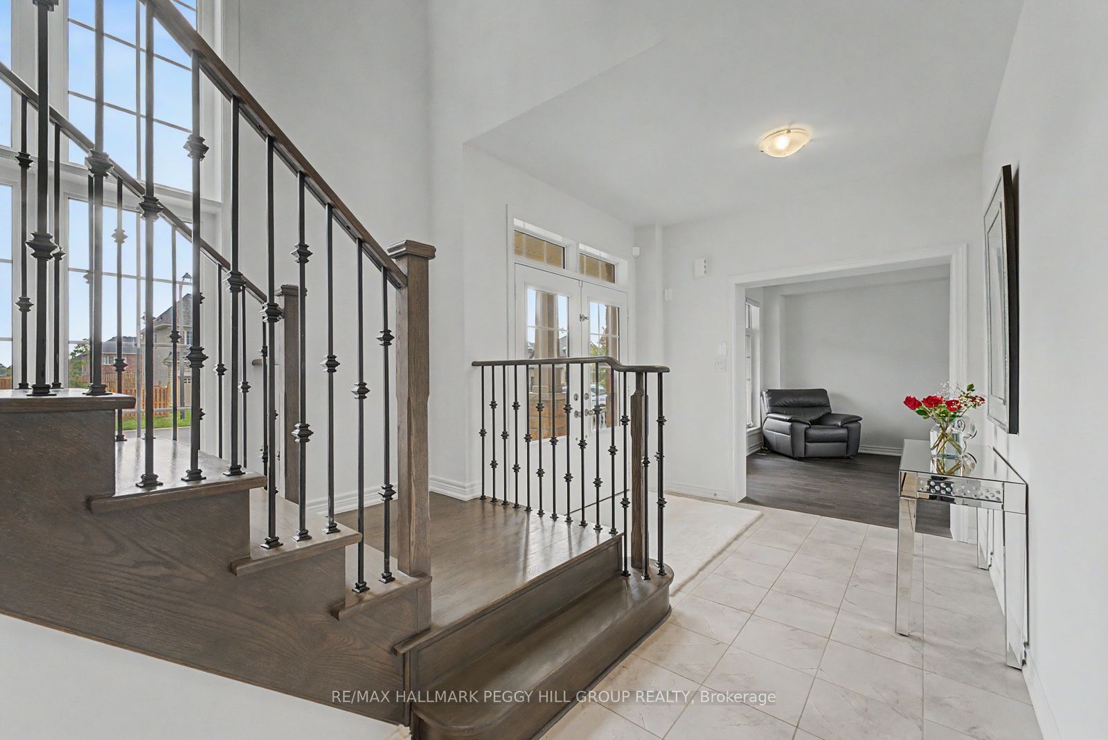 113 Rugman Crescent Property Photo 3