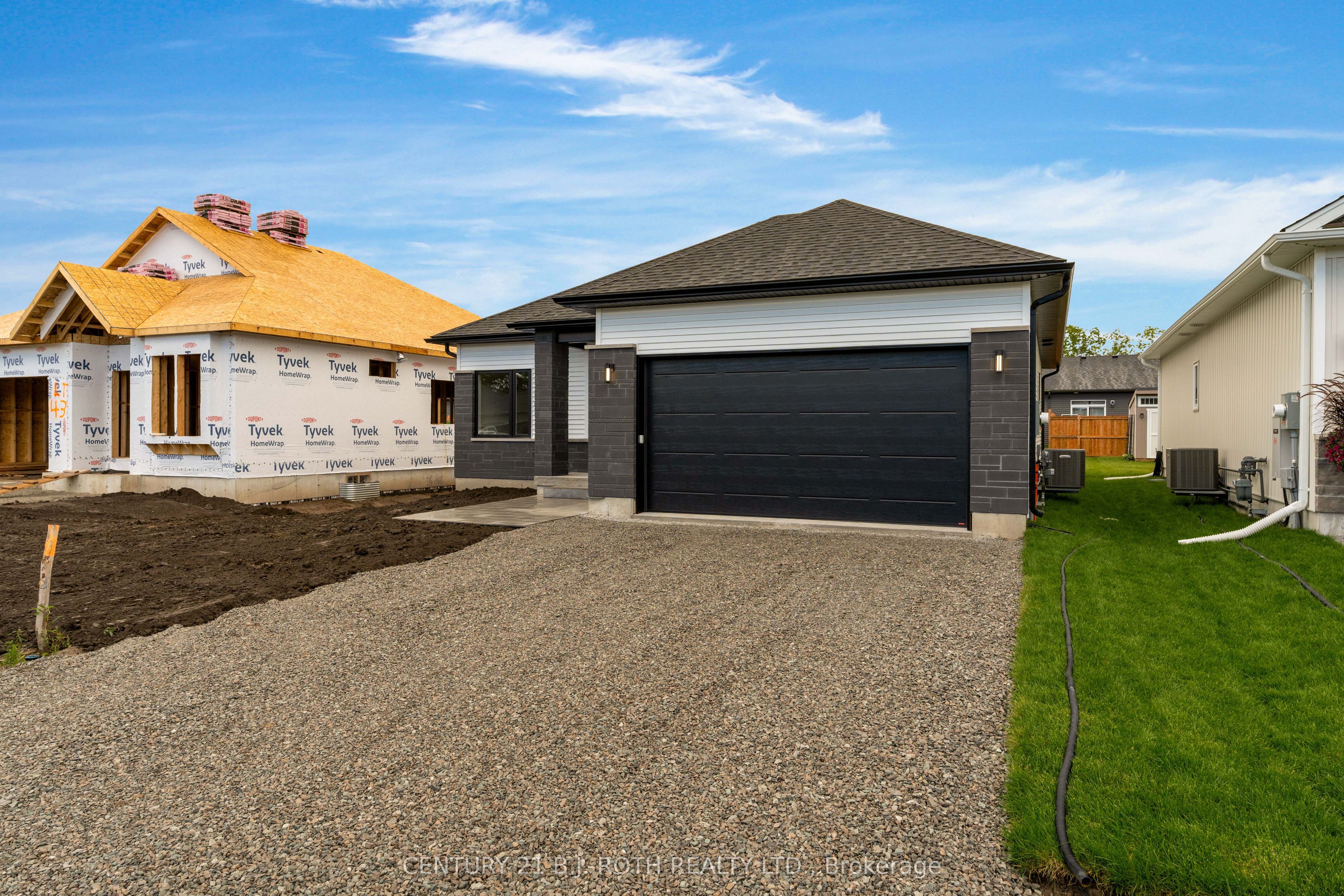 29 Harold Avenue Property Photo 4