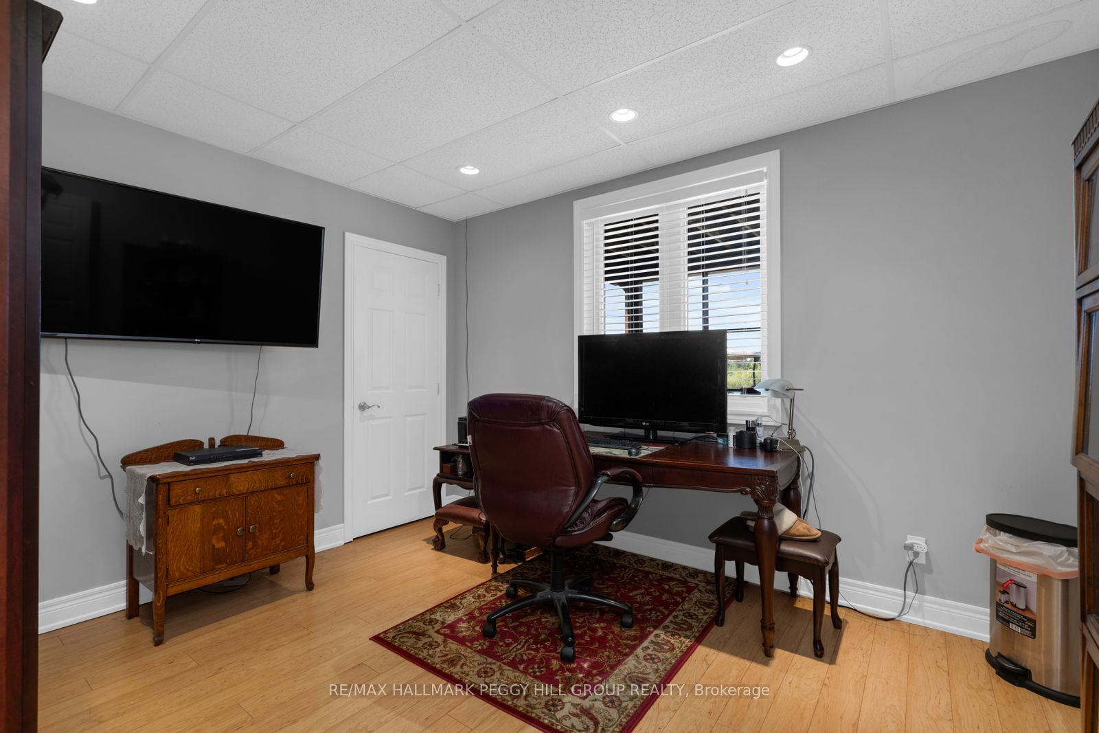 1372 Division Road E Property Photo 20