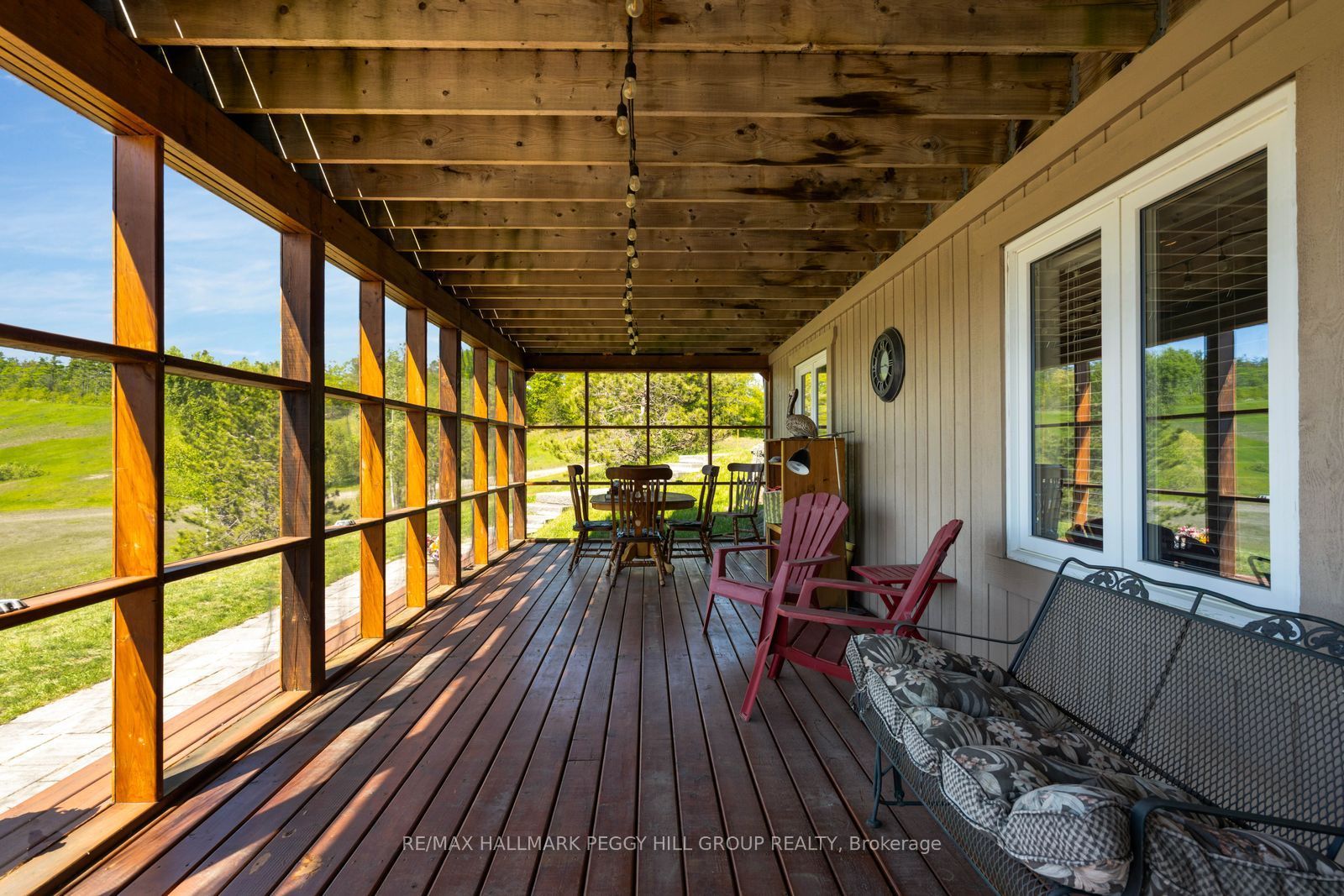 1372 Division Road E Property Photo 22