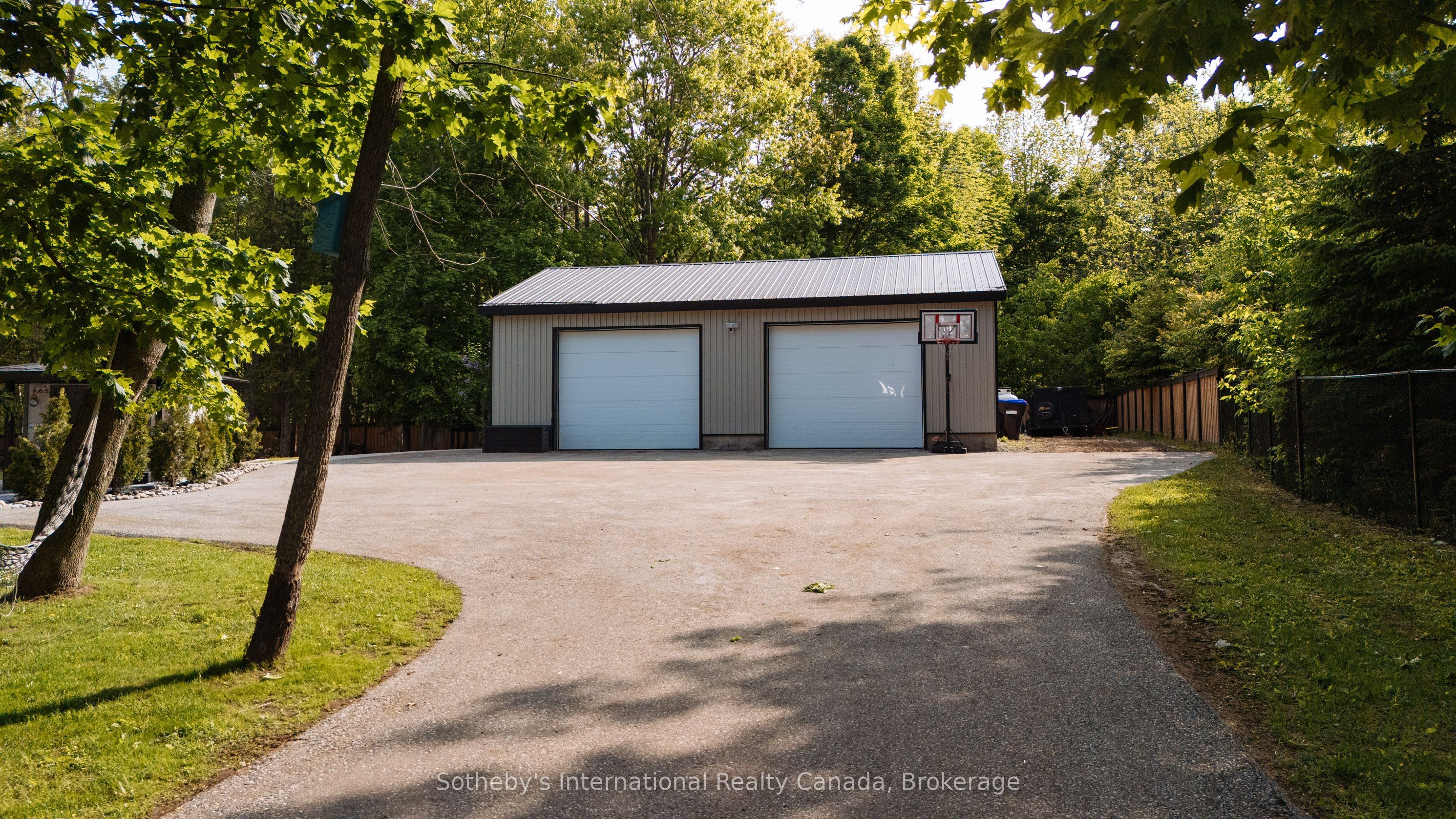 129 Bass Line Property Photo 2
