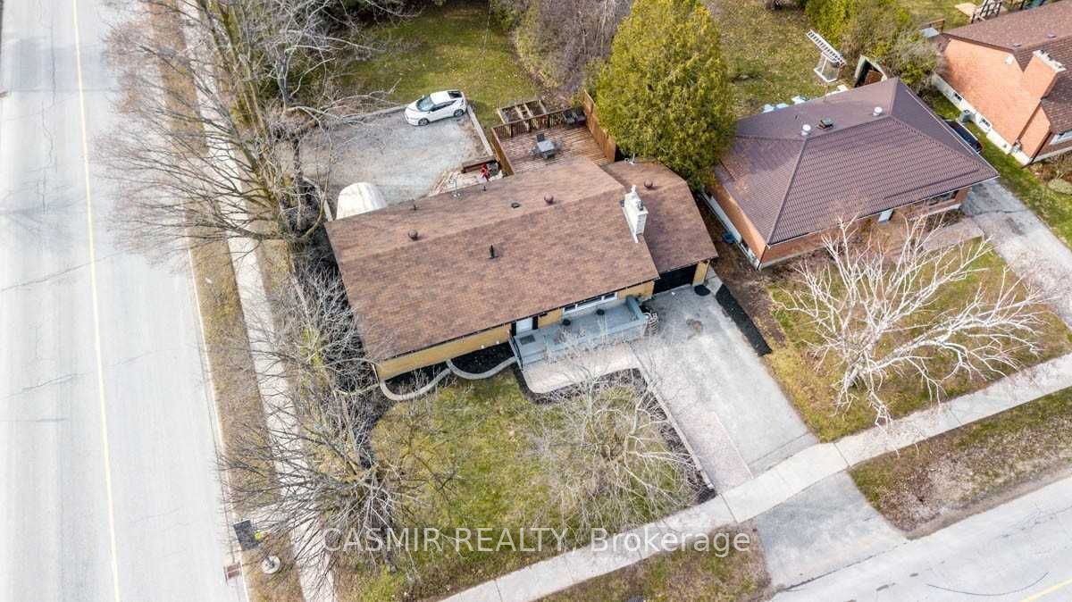 134 North Street W Property Photo 25