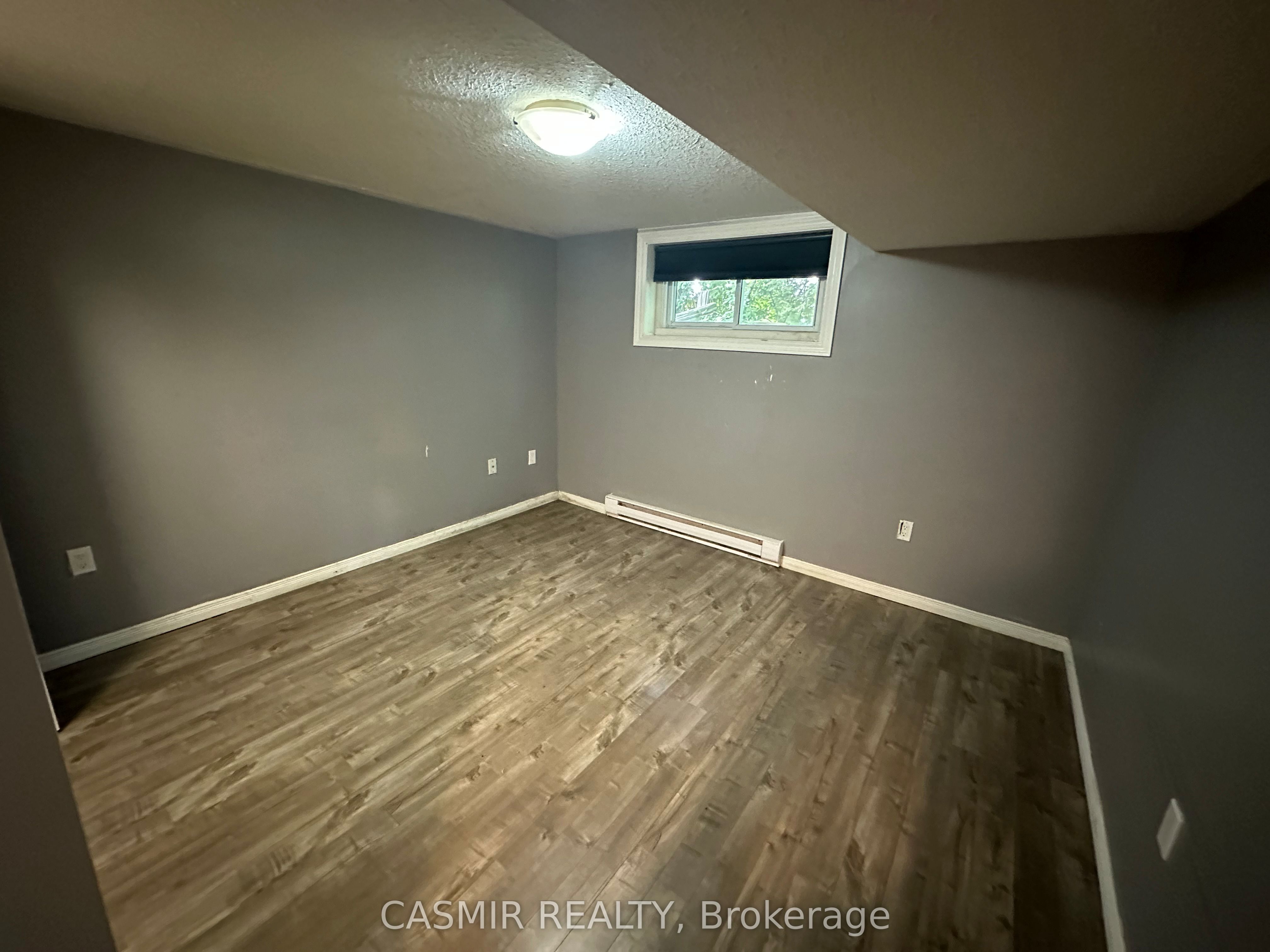 134 North Street W Property Photo 26