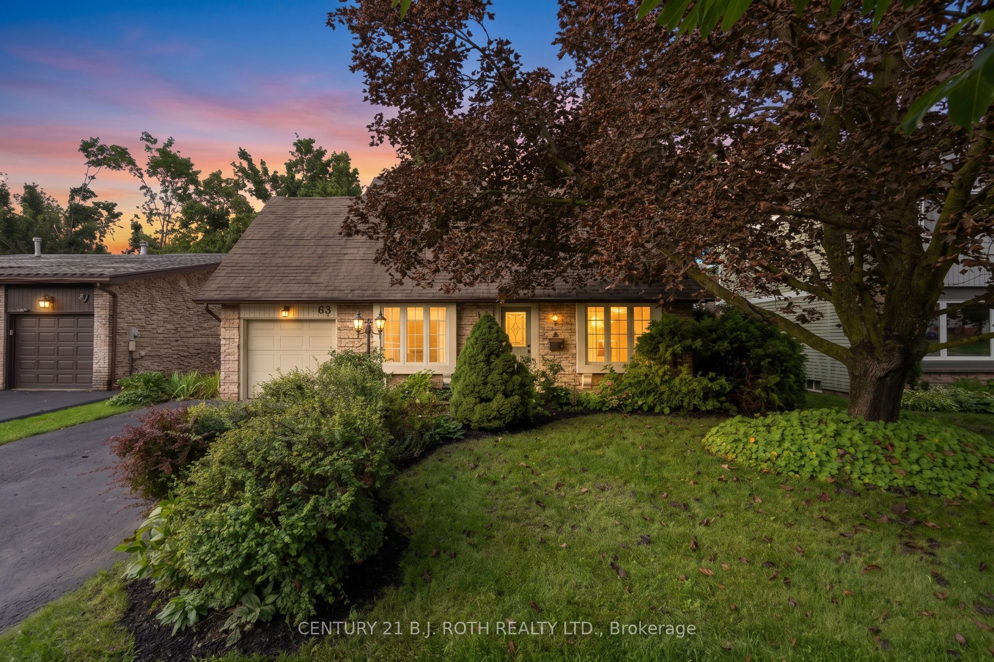 63 Oren Boulevard Property Photo 1