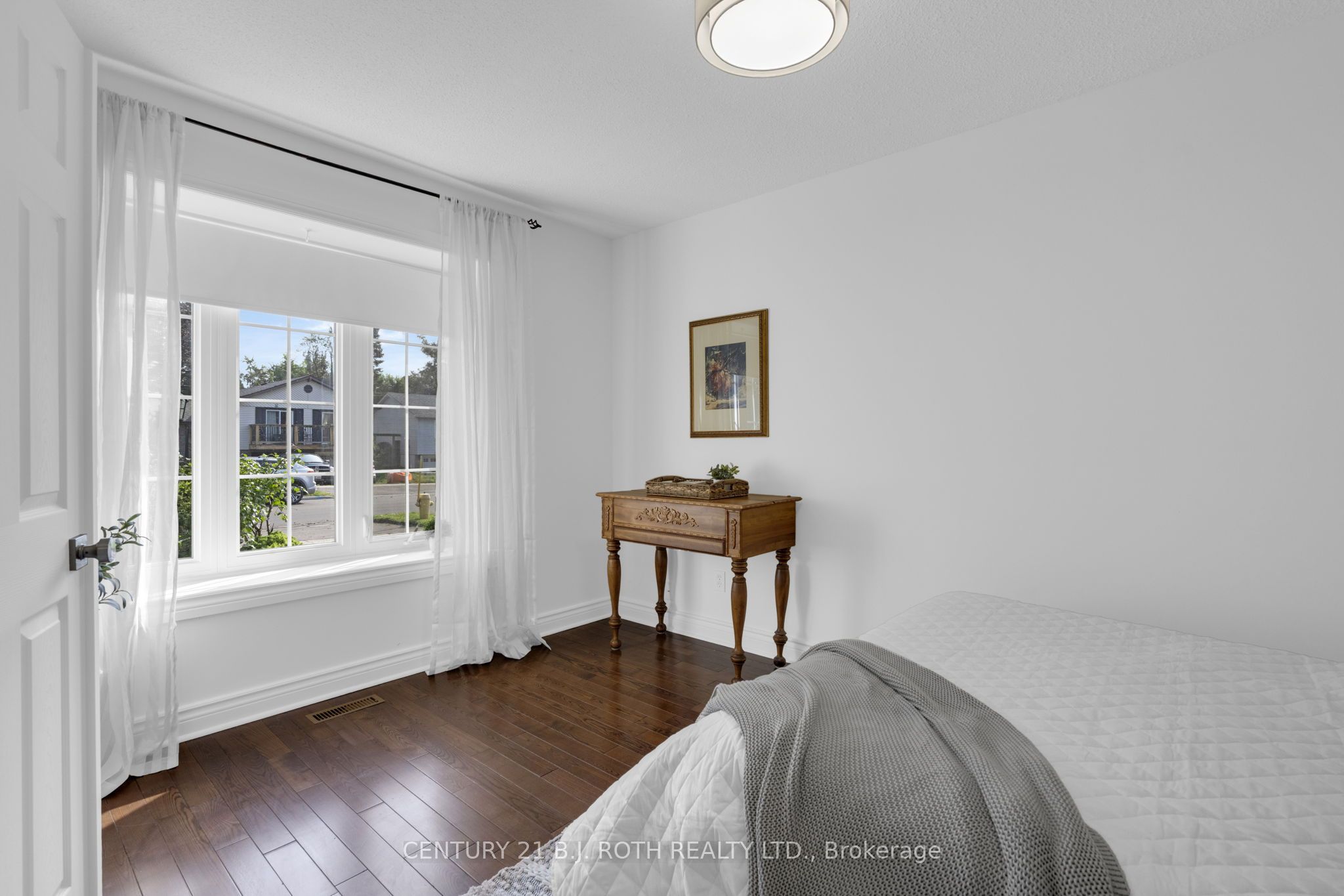 63 Oren Boulevard Property Photo 9
