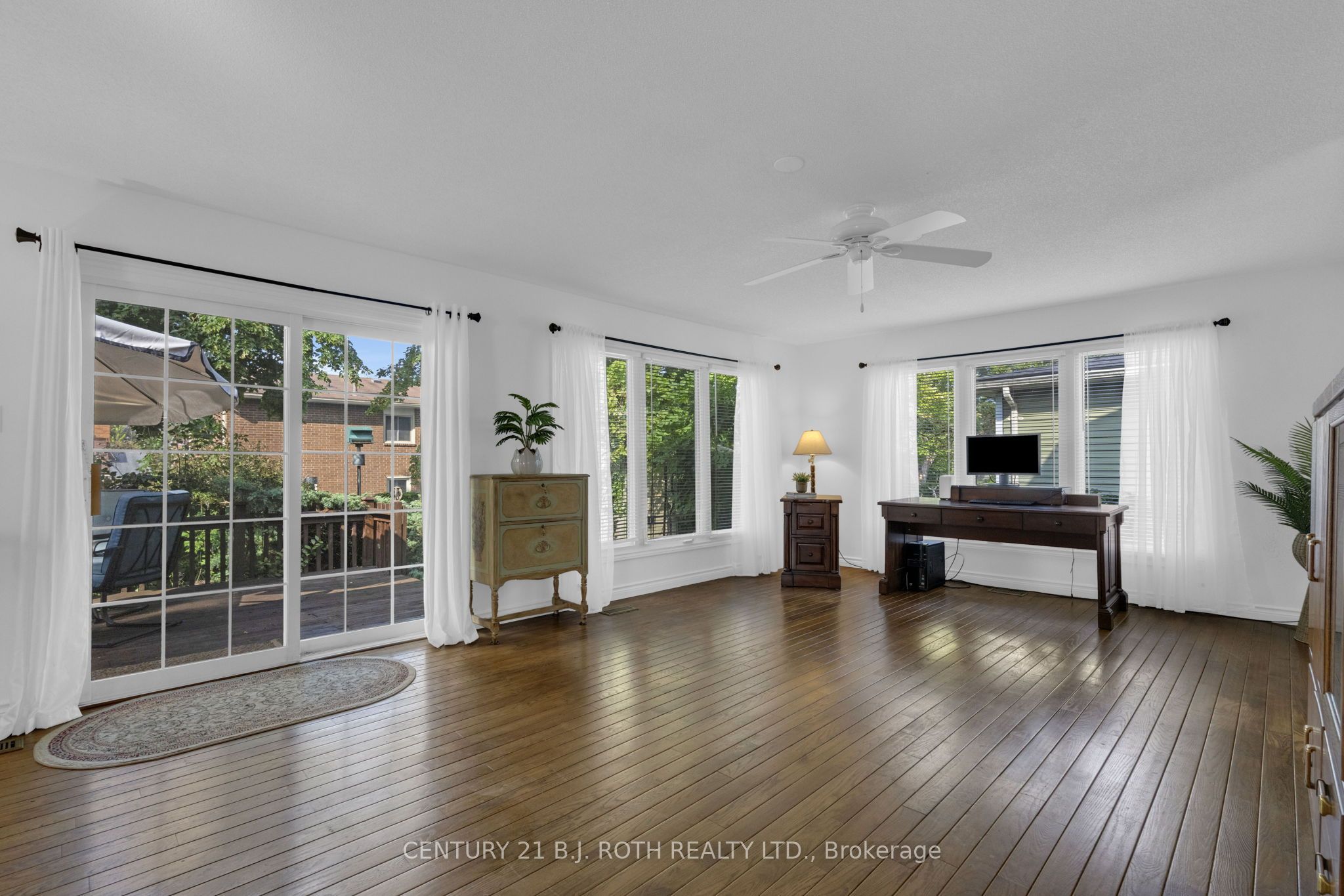 63 Oren Boulevard Property Photo 16