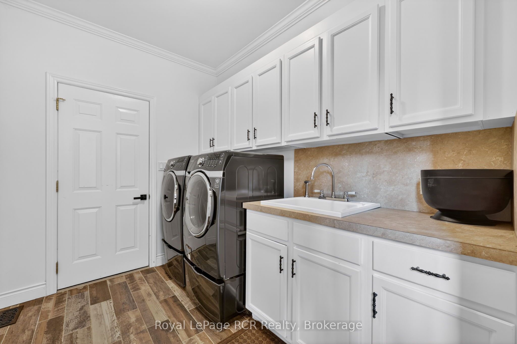 53 Broadview Street Property Photo 29